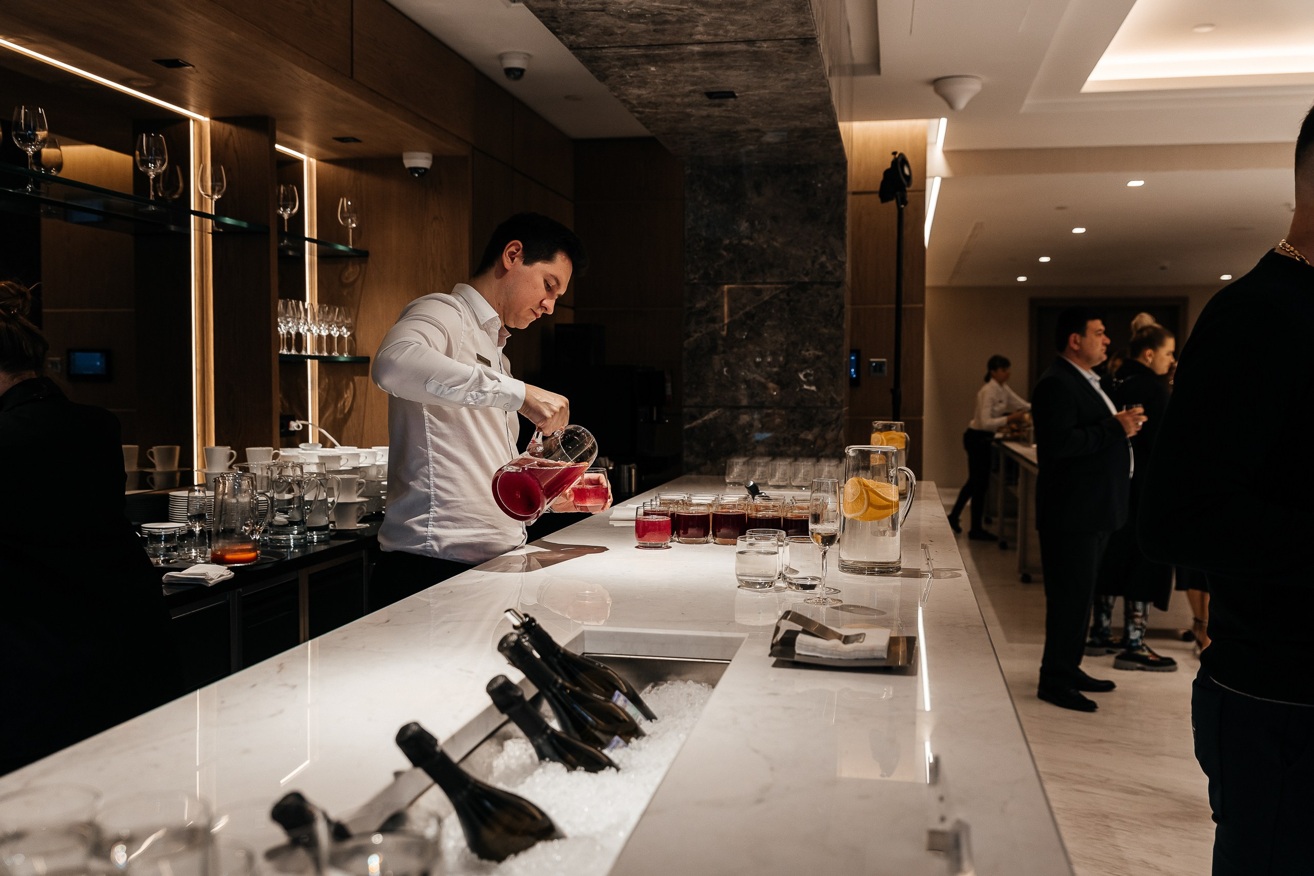 ПРЕЗЕНТАЦИЯ КНИГИ «ГЕРОИ НАШЕГО ВРЕМЕНИ». Свадебный и репортажный фотограф в Ростове-на-Дону Павел Кислов