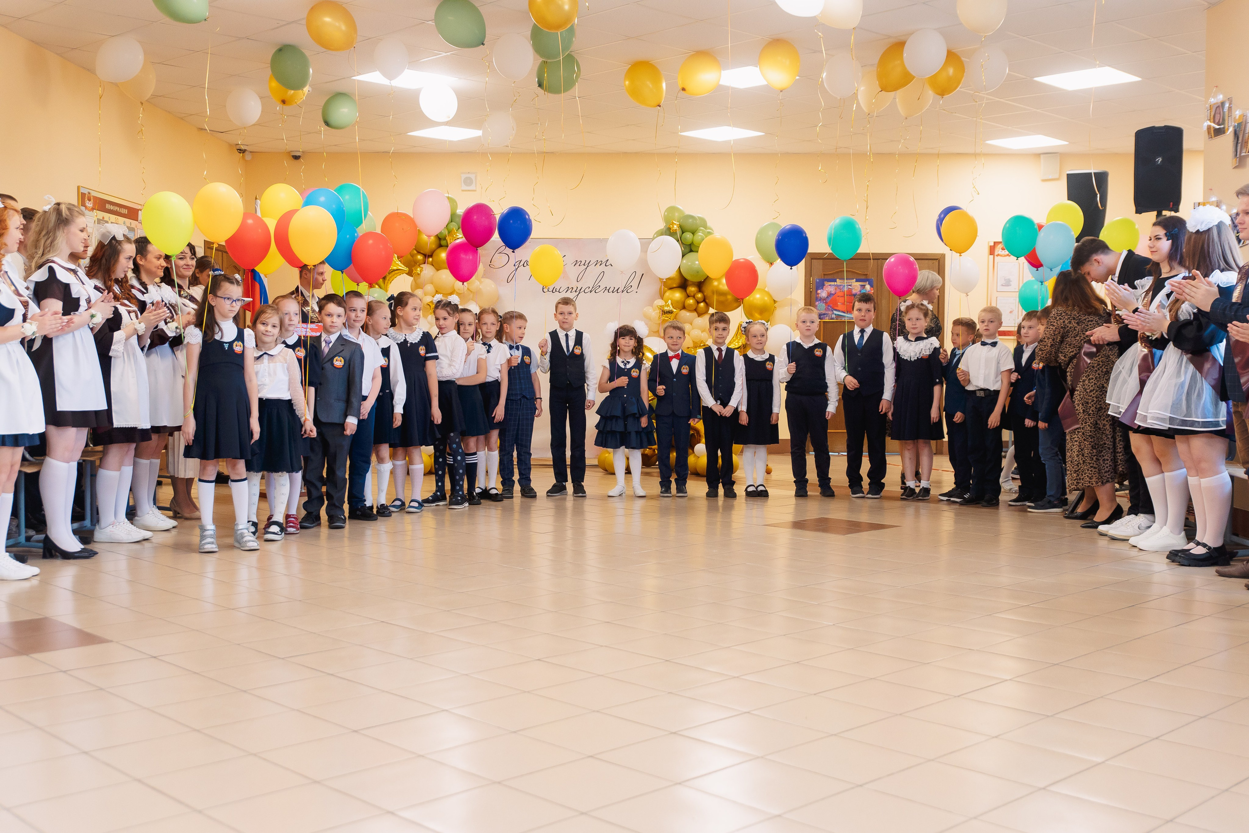 Последний звонок. Фотограф в Кронштадте и Санкт-Петербурге Анастасия Коваленко