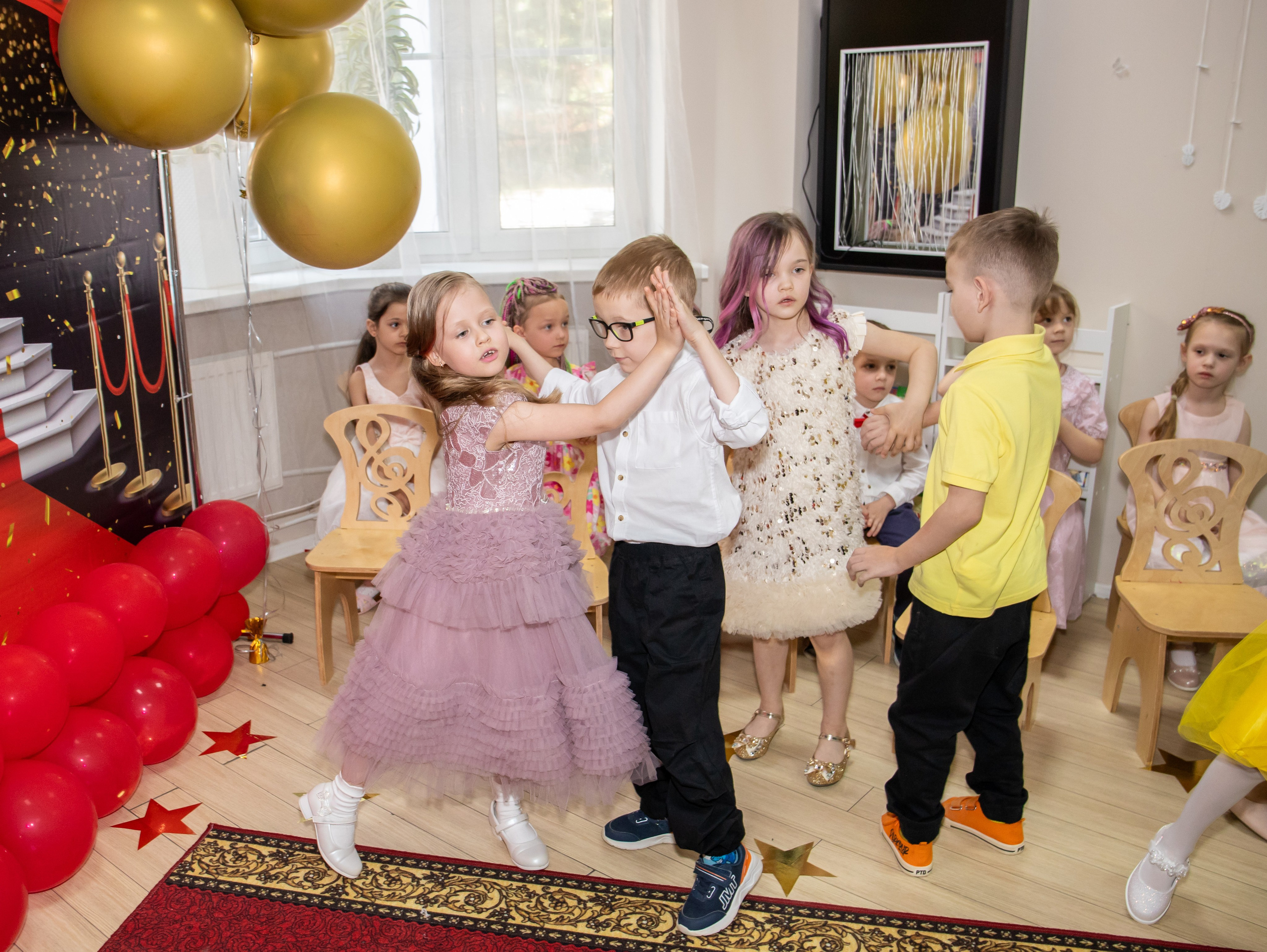 Утренник дет сад. Свадебный и семейный фотограф в Москве Мила Широких