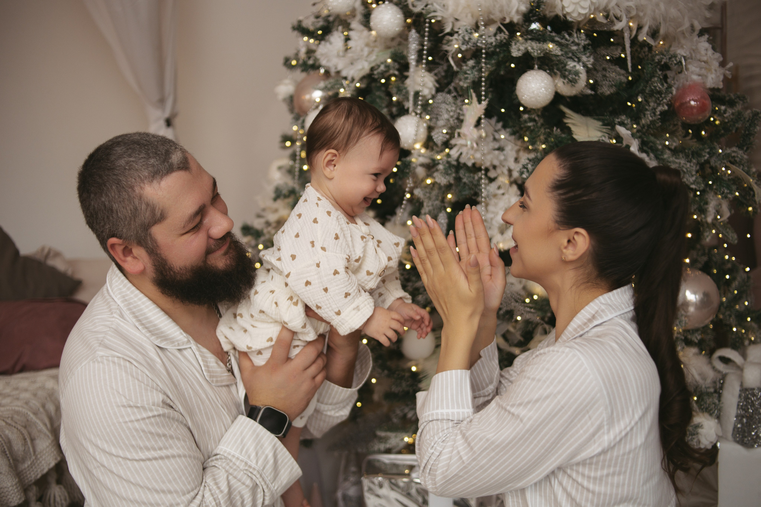 Ева и родители. Семейный фотограф Гульцовская Екатерина