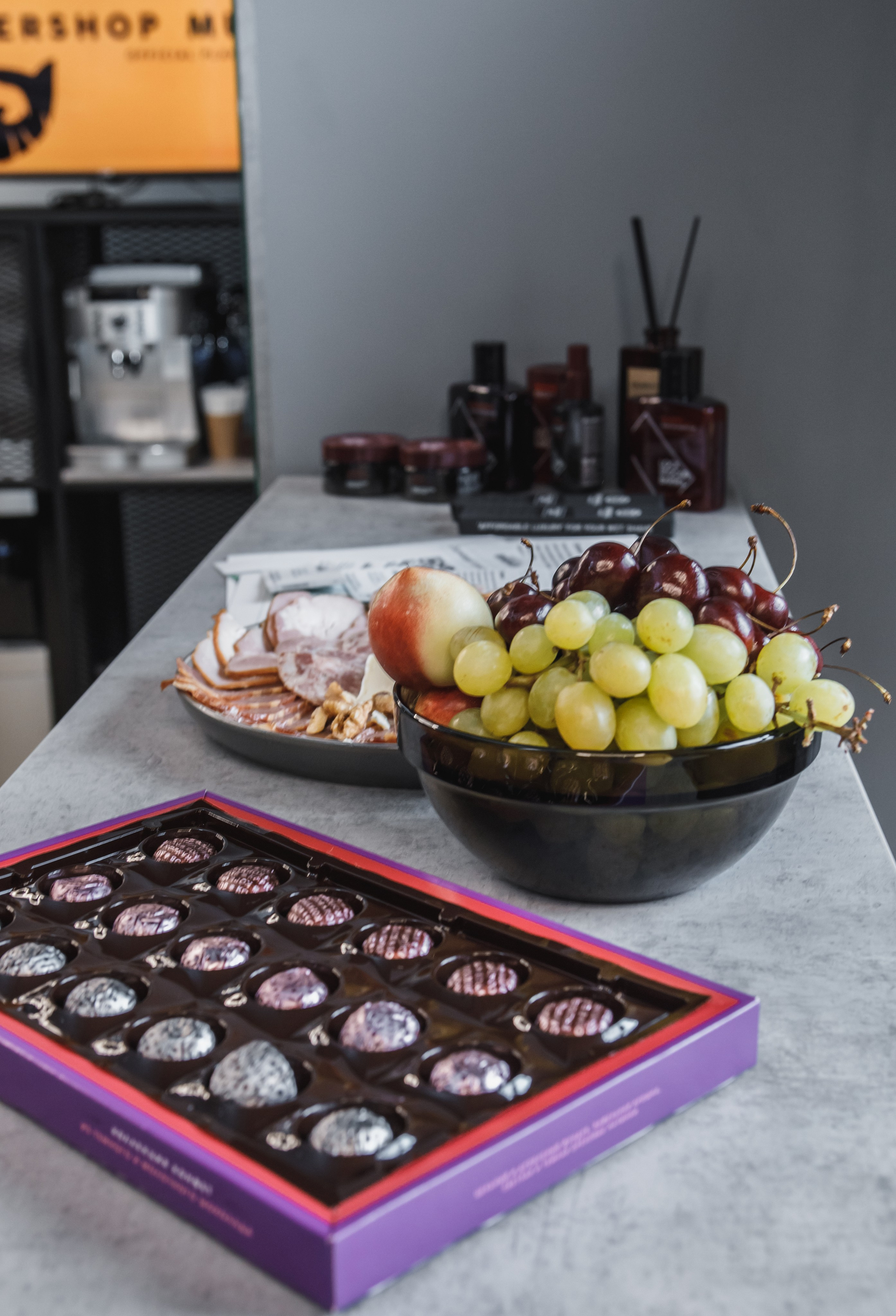 Открытие еще одного салона сети BARBERSHOP BORODACH. Предметный и семейный фотограф в Санкт-Петербурге Катерина Стеклова