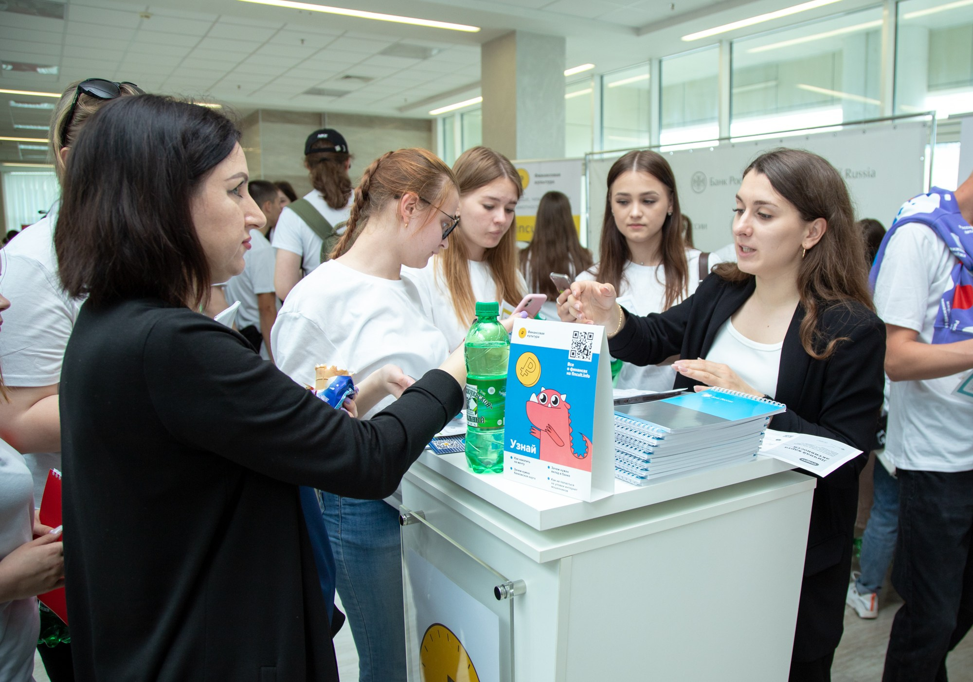 Первый фестиваль Движения Первых в Краснодаре. Репортажный, промышленный и маркетплейс-фотограф Дмитрий Чернат