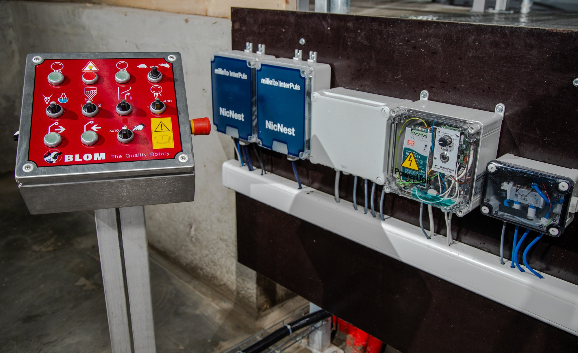 Съёмка для фирмы «Биотон». Репортажный, промышленный и маркетплейс-фотограф Дмитрий Чернат