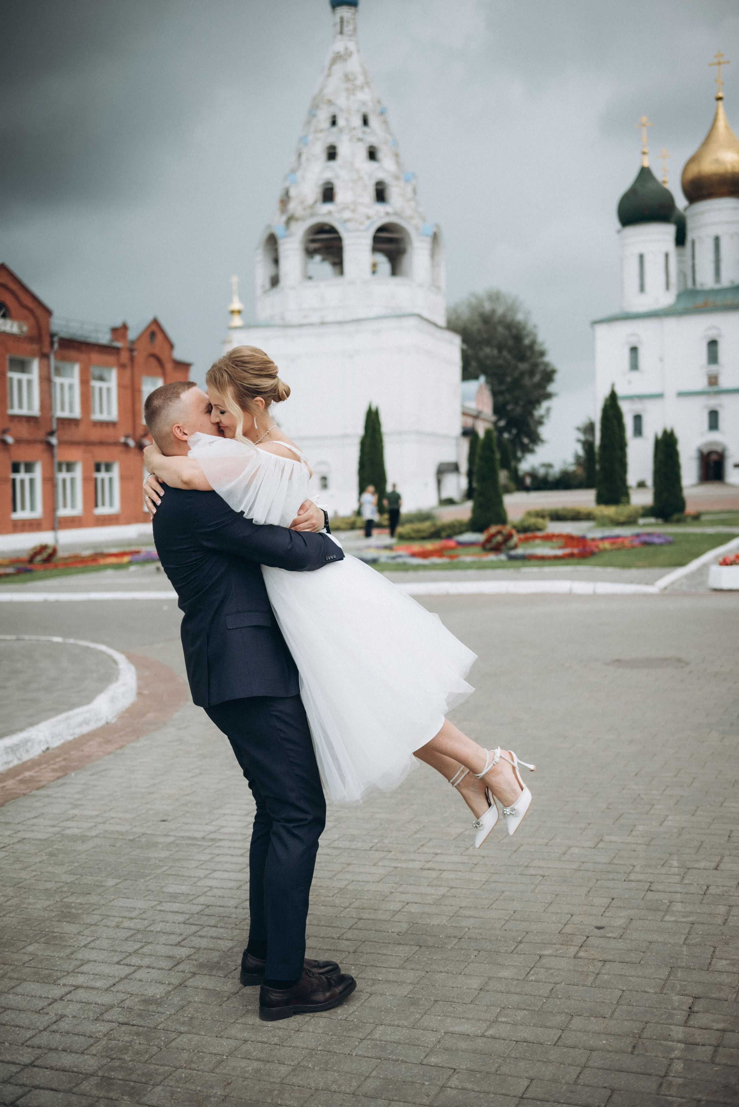 Свадебная фотосессия в Коломне. Индивидуальный, свадебный, и love-story фотограф в Москве