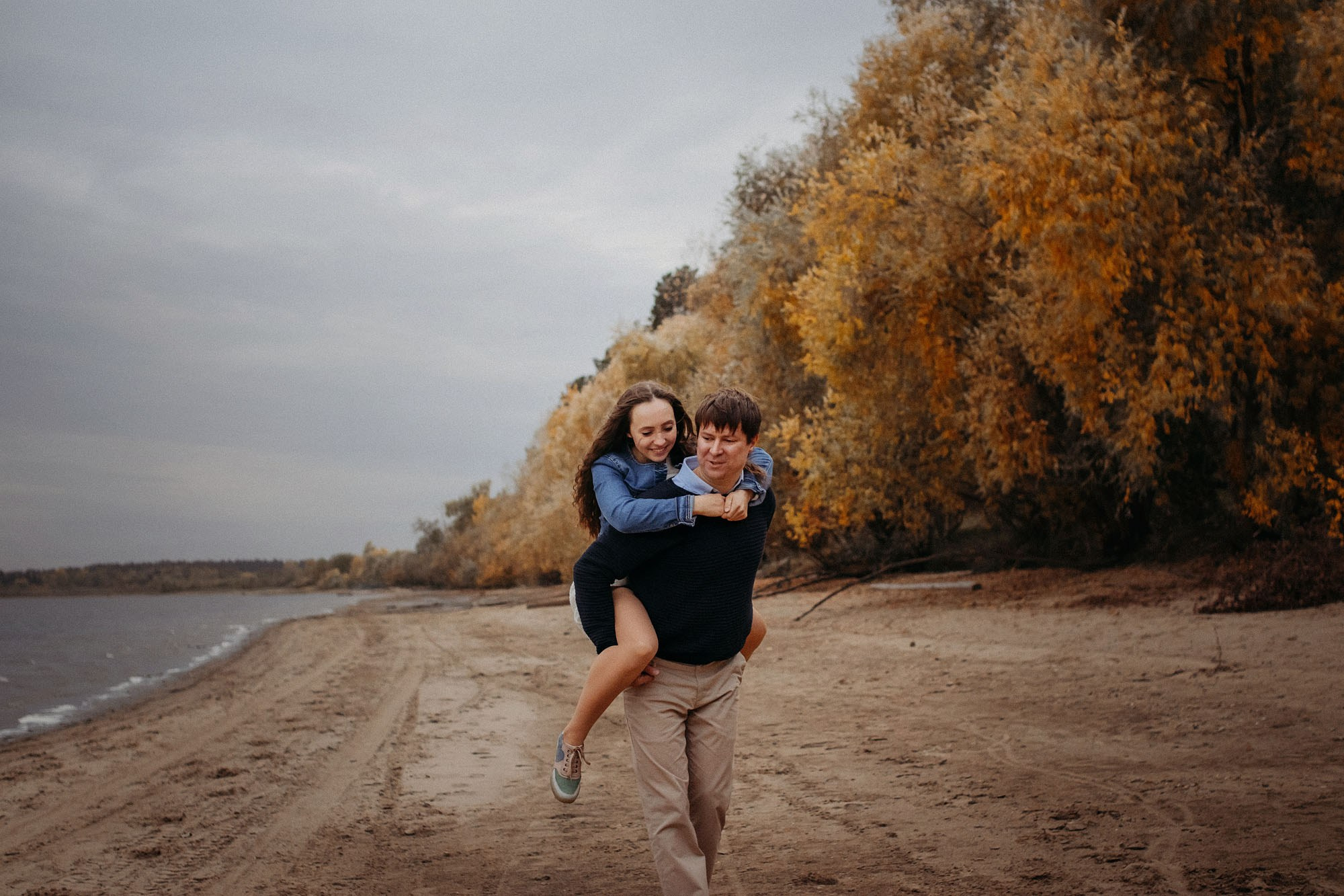 Наталья, Илья и фоксы. Фотограф Наталья Потапова