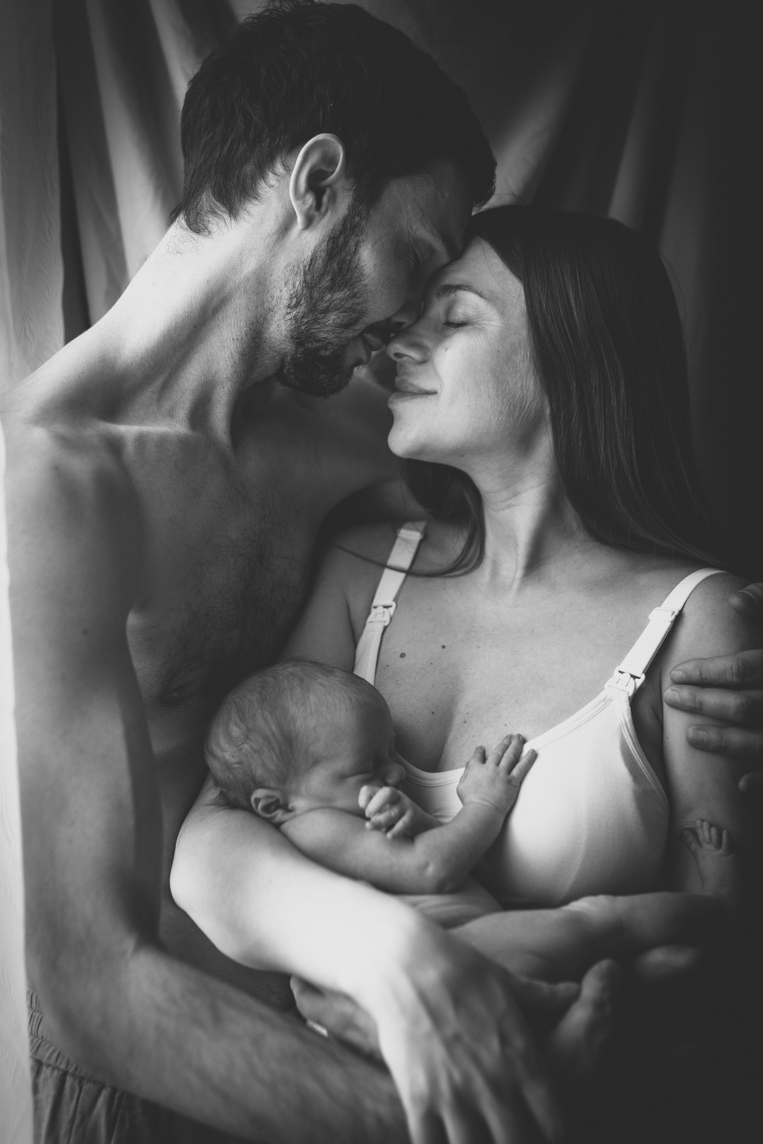 Вика, Леша и Алиса. Семейный фотограф и фотограф на роды в Ростове-на-Дону Мухина Виктория