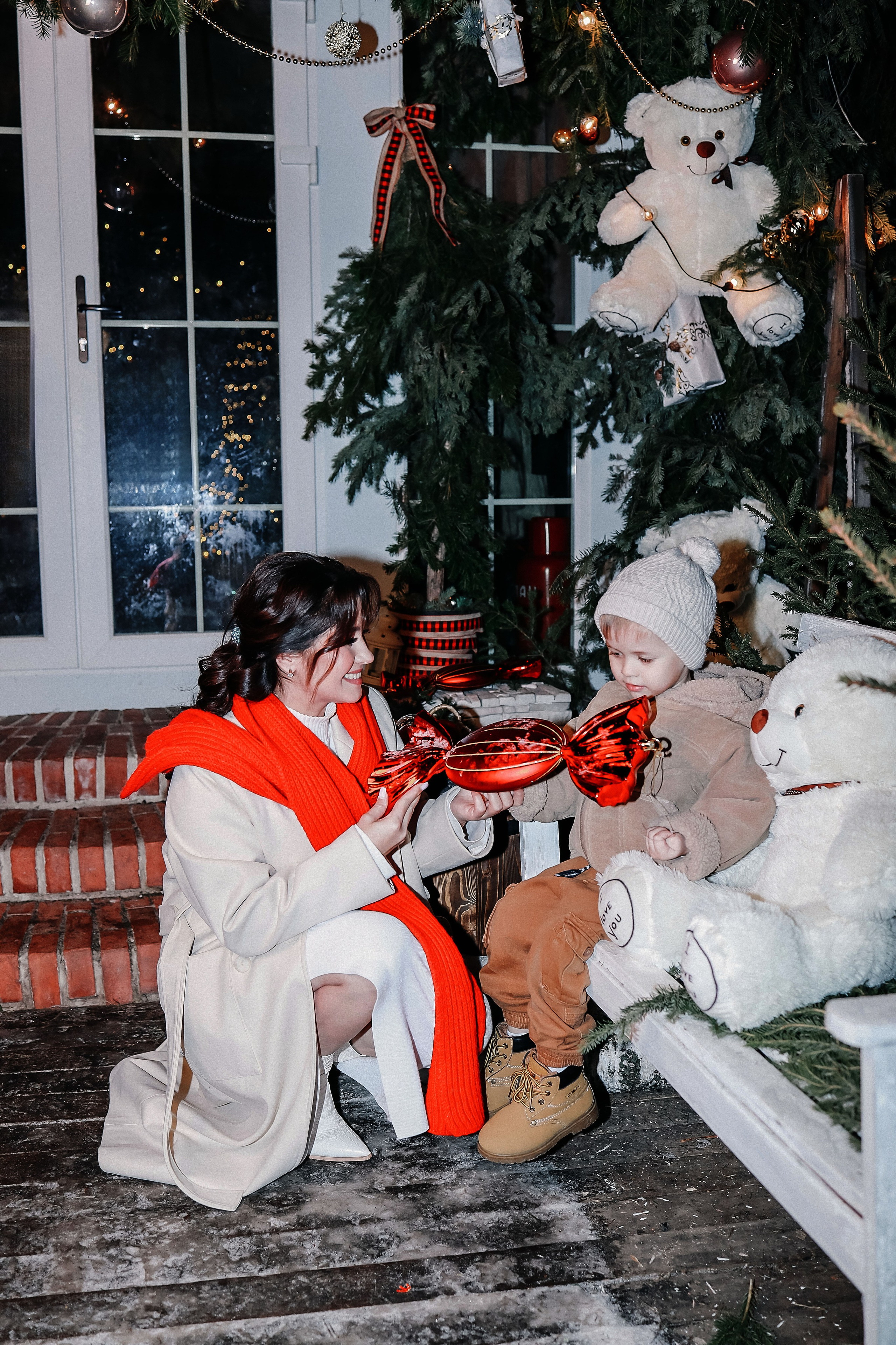 Семейная съемка в локации шале. Большая семья. Иванова Ирина Свадебный и семейный фотограф г. Уфа