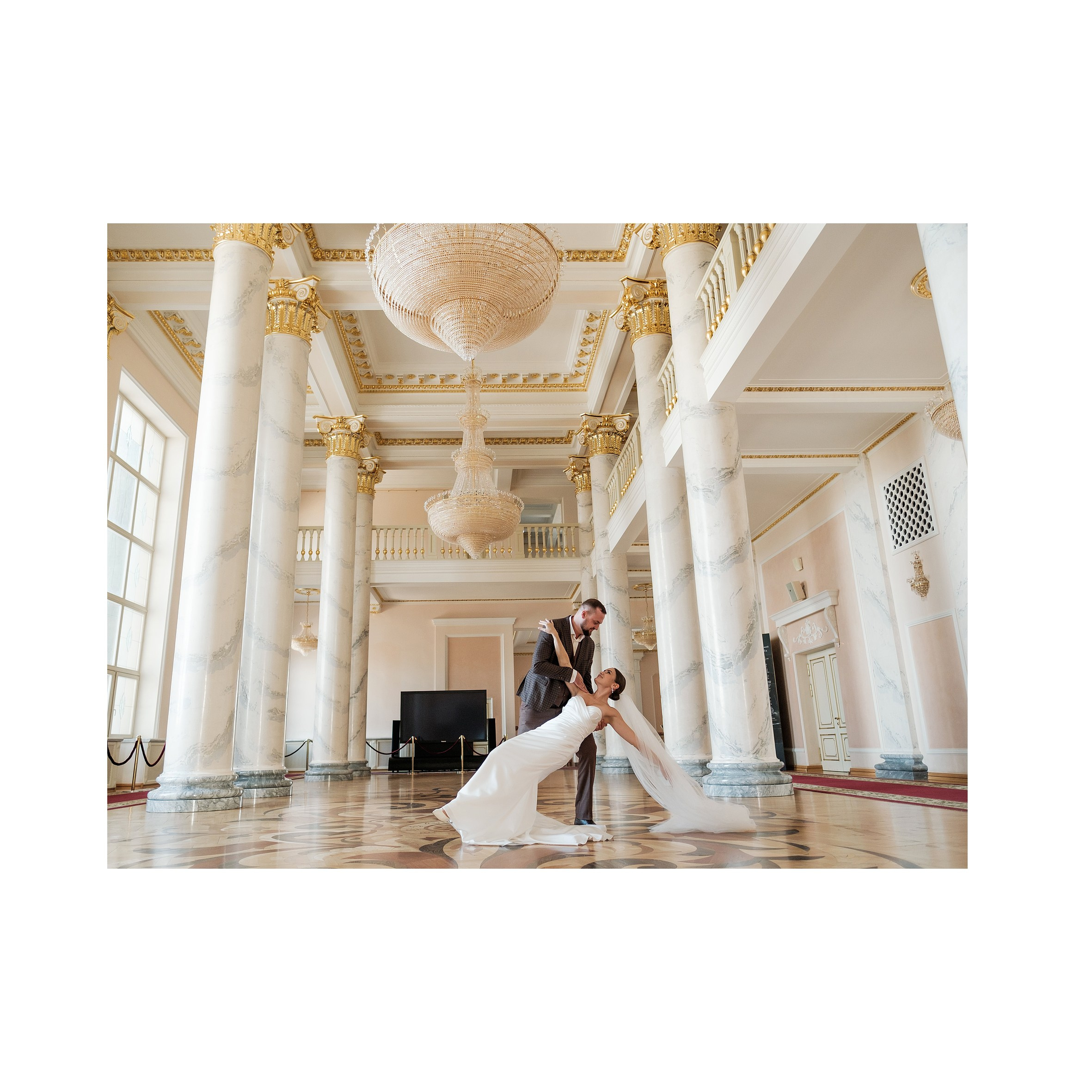 Самарский академический театр оперы и балета имени Д. Д. Шостаковича. Wedding photographer