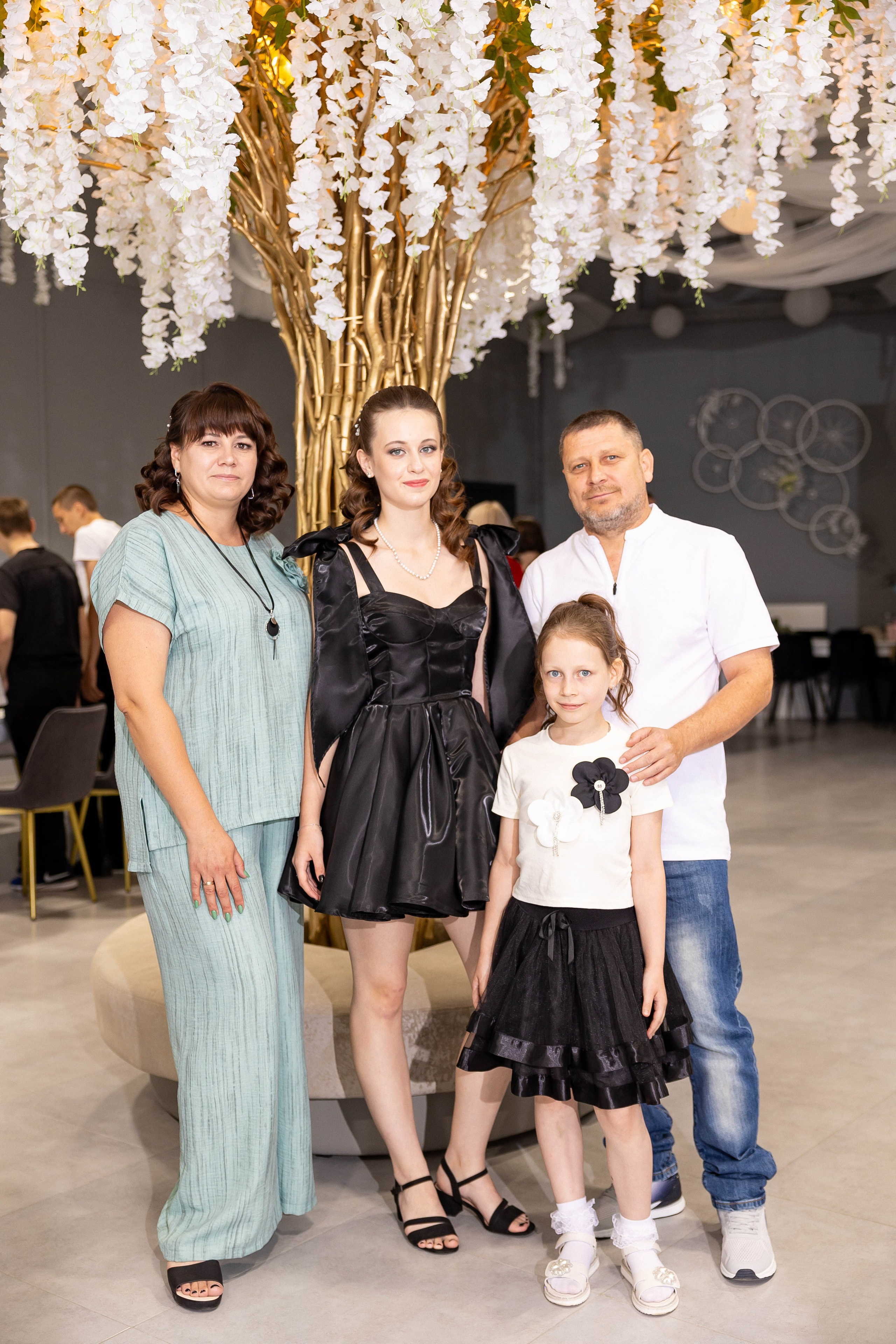 Школа 9 выпуск 2025. Выпускные альбомы в Краснодарском крае