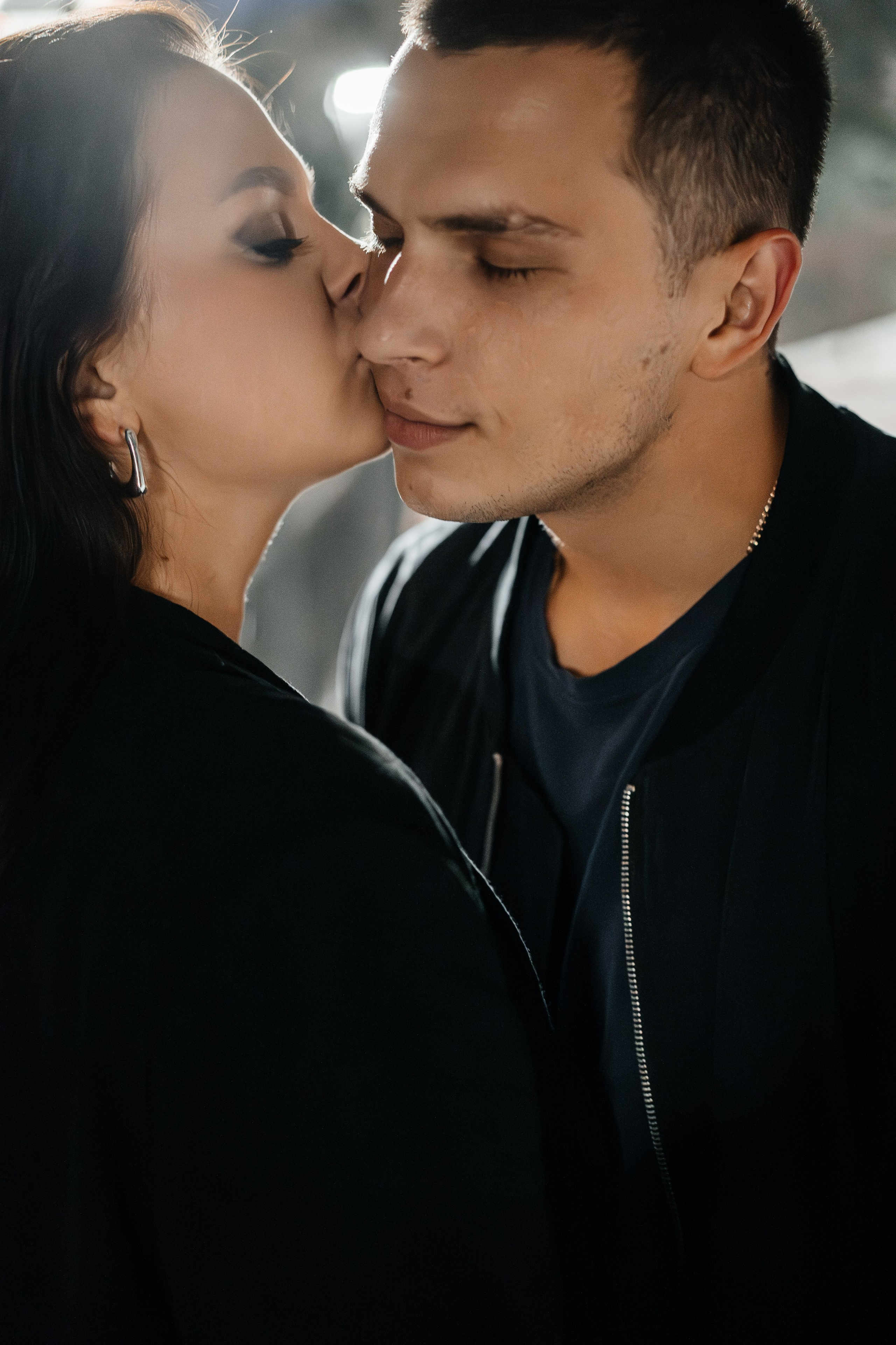 Прогулка по ночному городу. Свадебный фотограф Барнаул Алексей Павлов