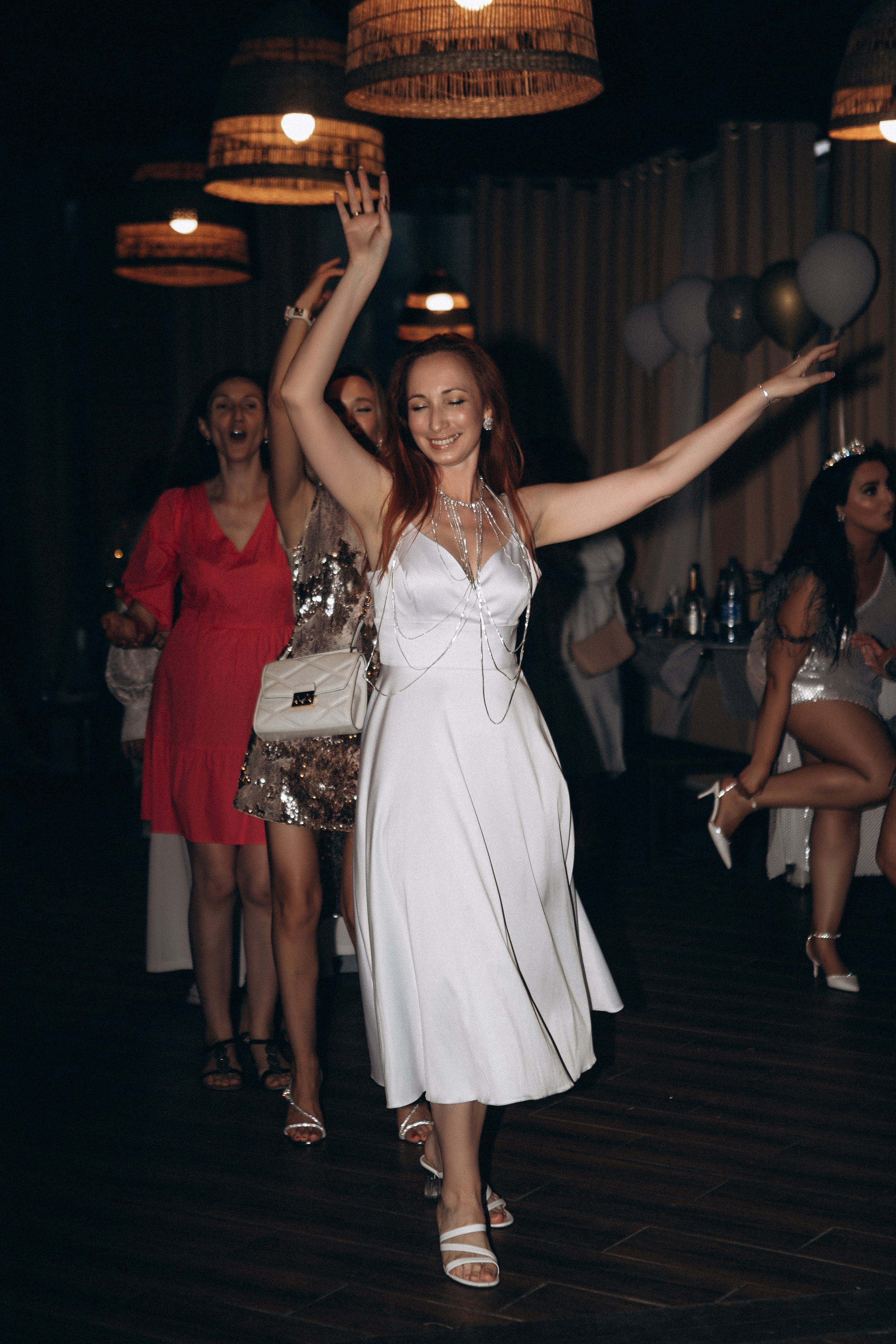 Репортаж с вечеринки в яхт клубе. Главная