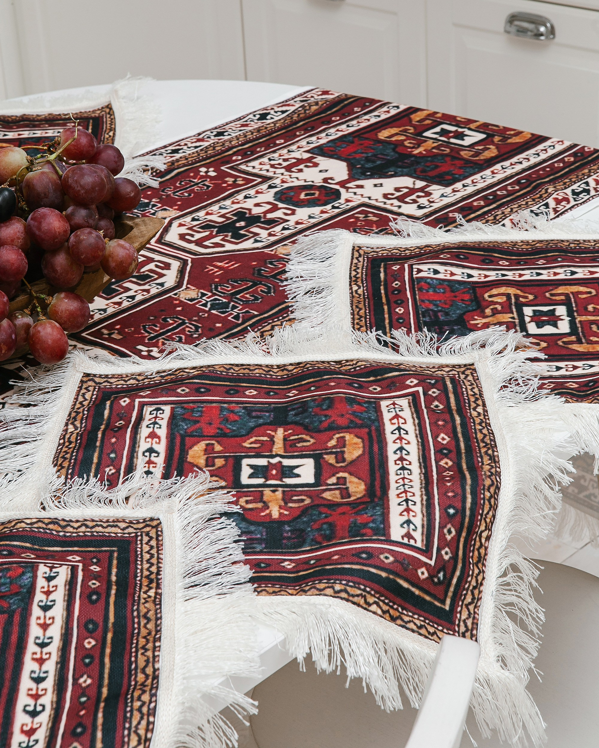 Дорожки на стол. Контент фотограф, съемка для маркетплейсов, фуд съемка и репортажи в Новосибирске Ралия Галеева