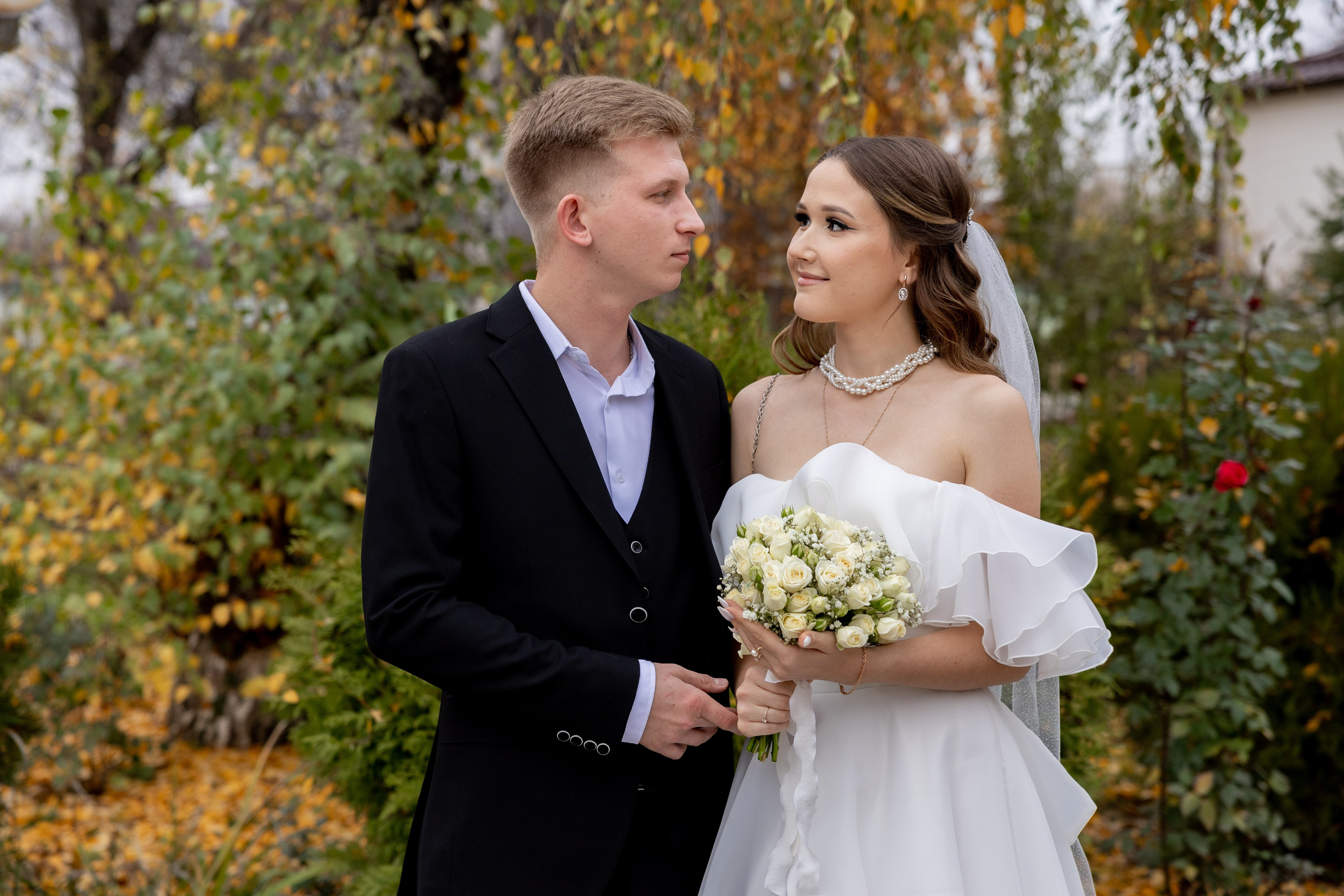 Свадебные съемки. Профессиональный фотограф и видеооператор