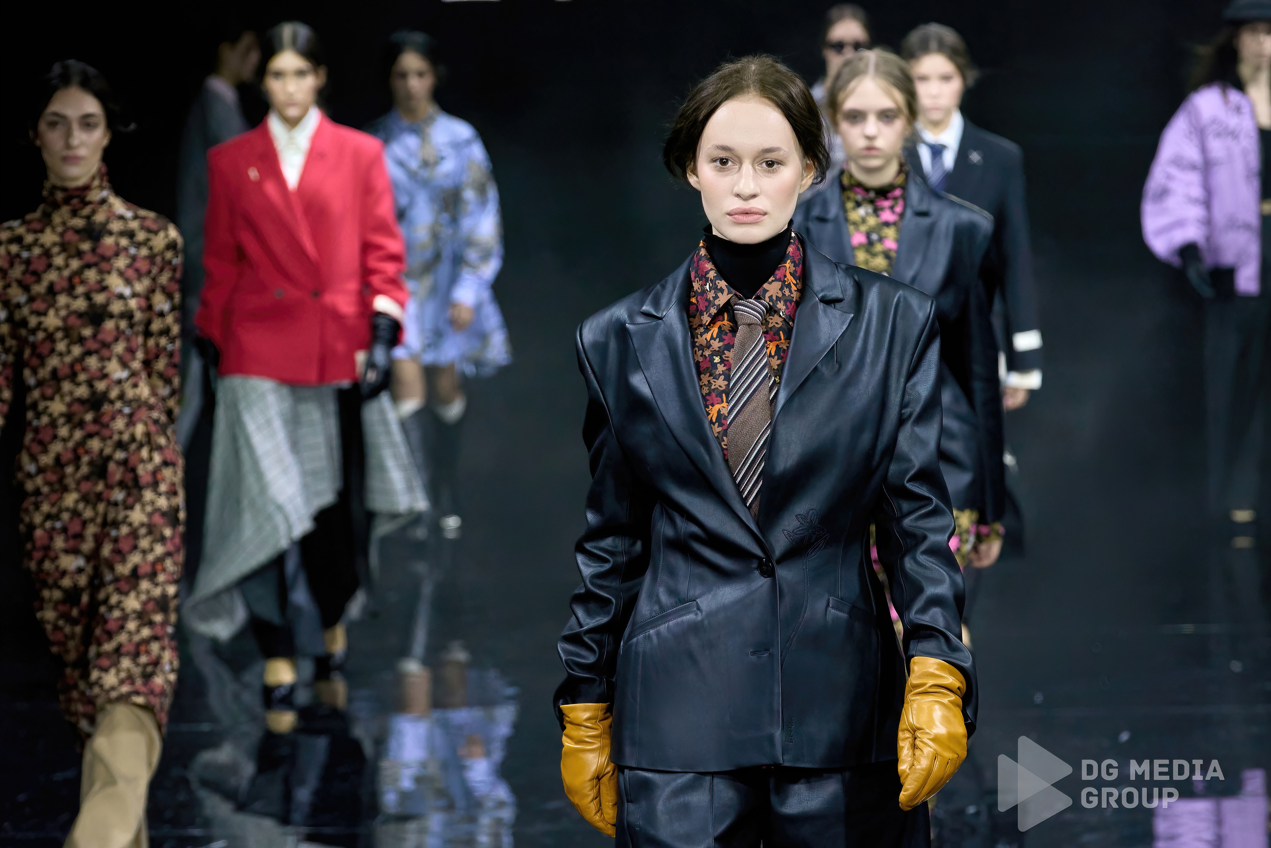 Eve&esther | sfw 2025. DG MEDIA GROUP | Контент для модных показов и концертов