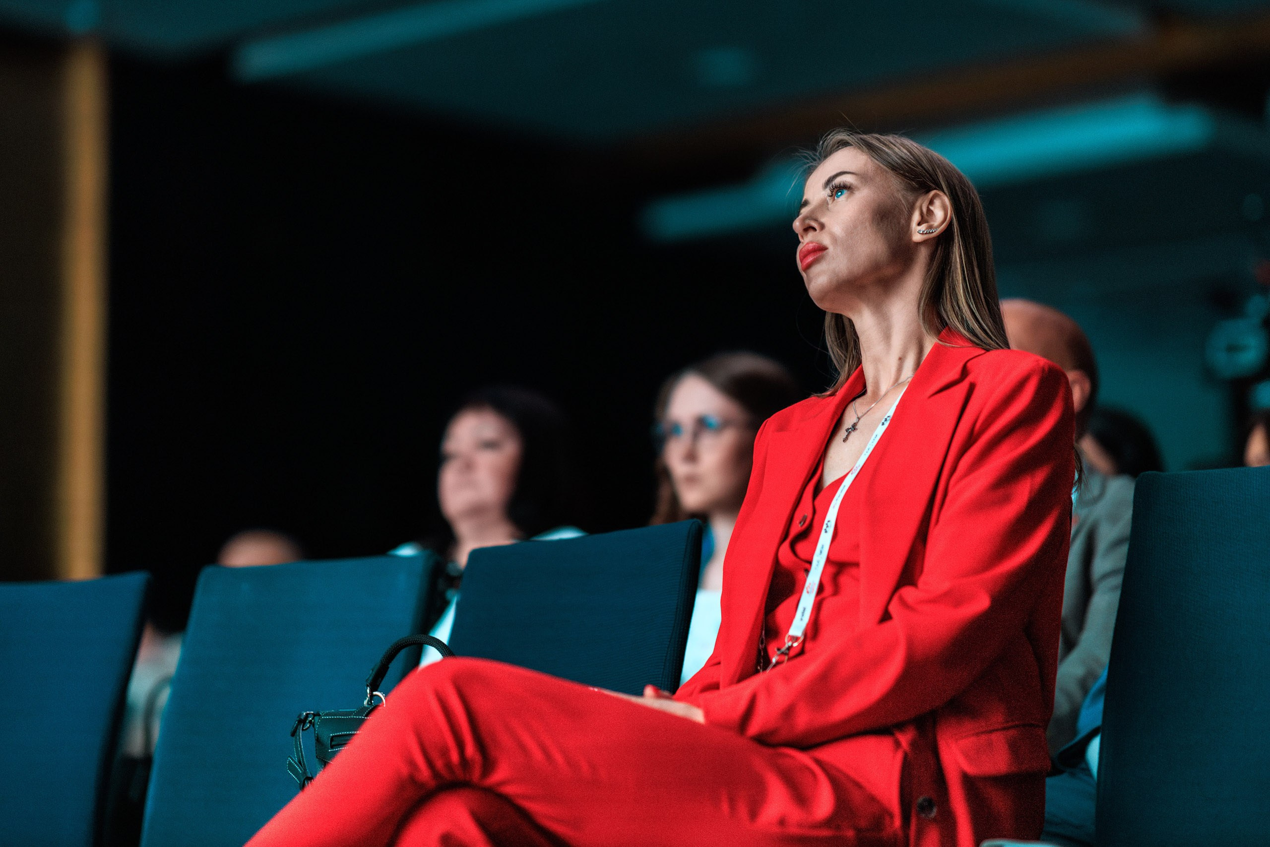 Современное такси 2025. Репортажный фотограф Екатеринбург | Яркий, качественный репортаж | Концерты, клубы, репортаж, праздники, корпоративы