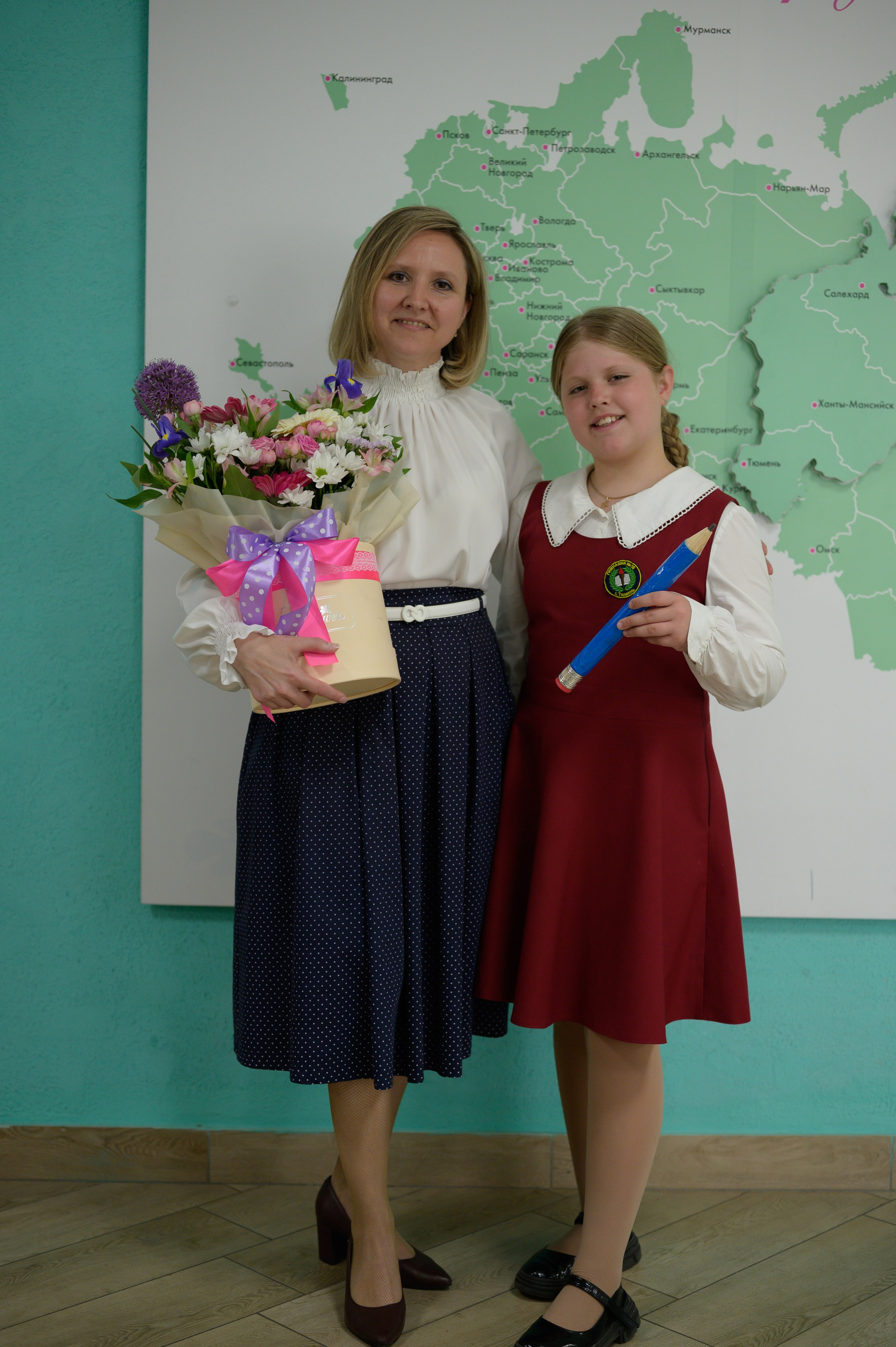 Выпускной 4Б гимназия № 16. Фотограф новорожденных, семейный детский в Тюмени Татьяна Морозова