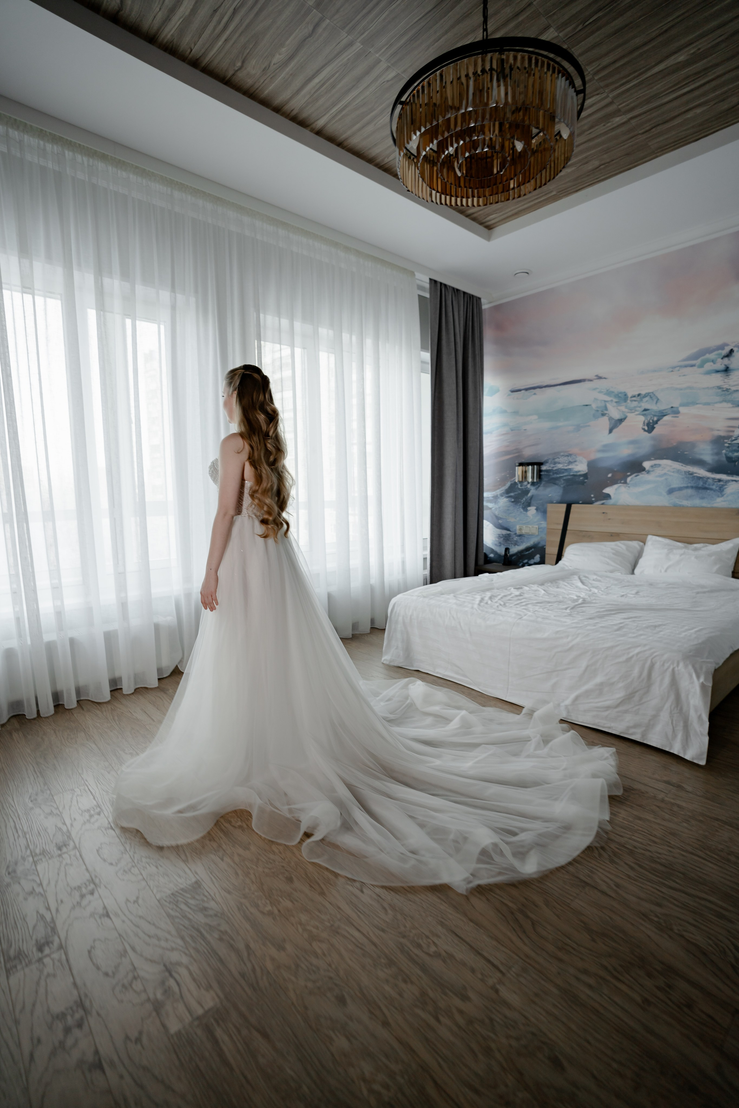 СВАДЕБНАЯ СЬЕМКА СБОРОВ В ОТЕЛЕ И ВЫЕЗД НА ЦЕРЕМОНИЮ (СНЯТО В СИБИРЕ В НИЖНЕВАРТОВСКЕ). Профессиональный фотограф, Санкт-Петербург — Виктория Богомолова