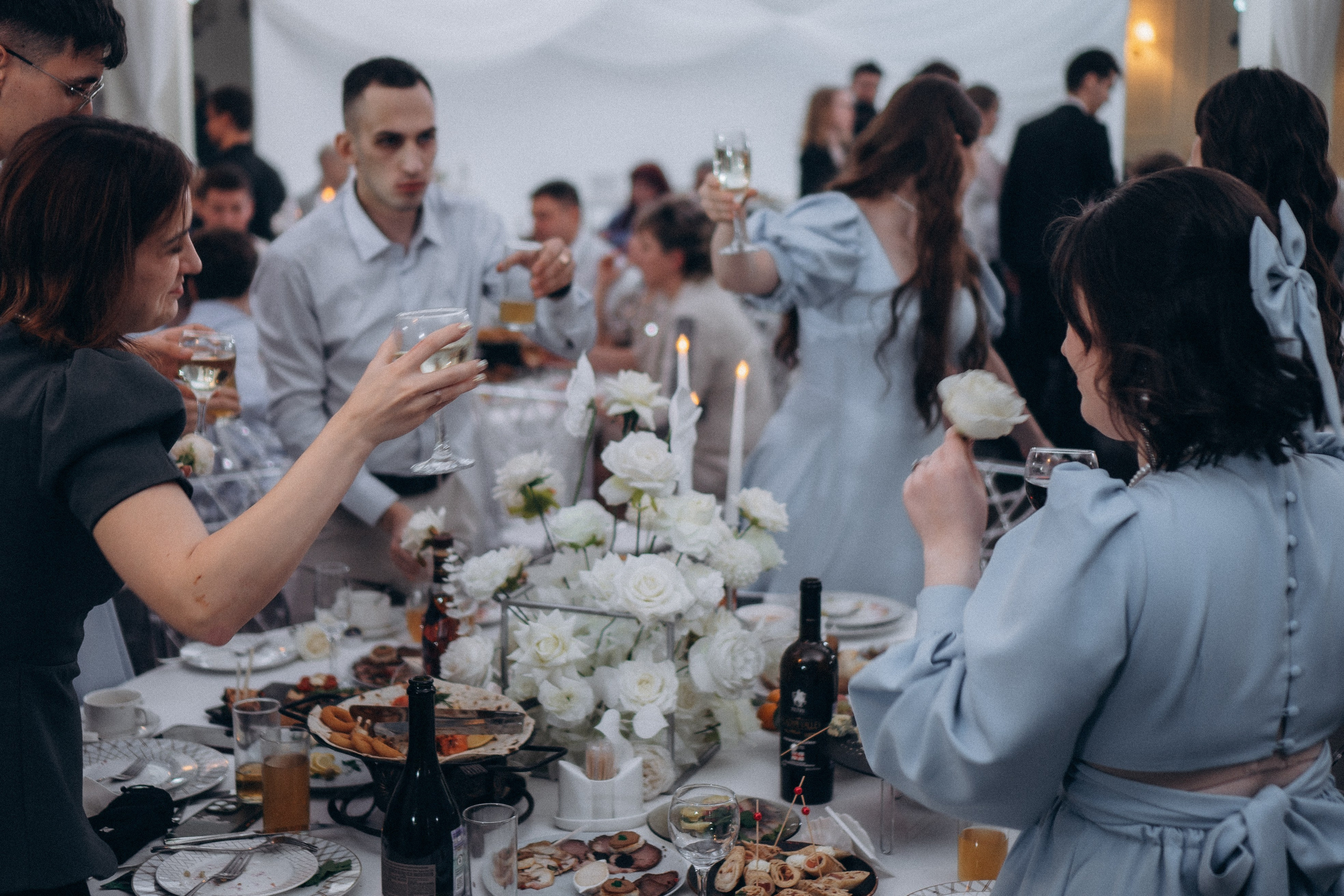 СВАДЕБНАЯ СЬЕМКА СБОРОВ В ОТЕЛЕ И ВЫЕЗД НА ЦЕРЕМОНИЮ (СНЯТО В СИБИРЕ В НИЖНЕВАРТОВСКЕ). Профессиональный фотограф, Санкт-Петербург — Виктория Богомолова