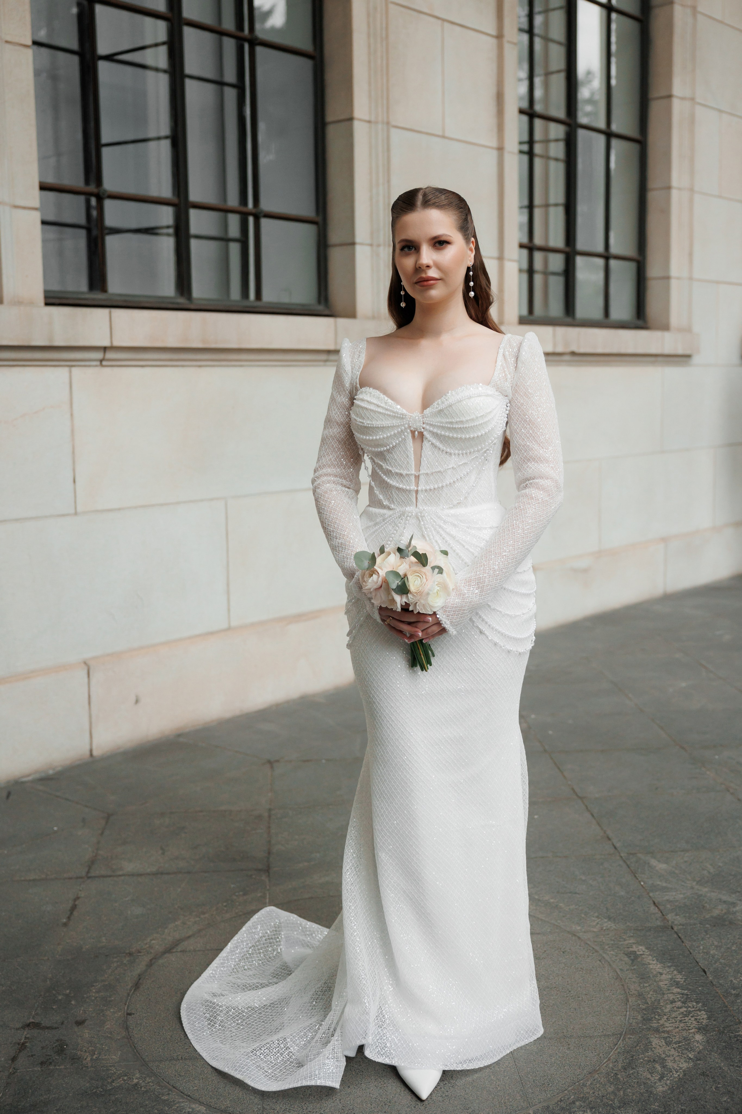 Фотосессия у Пушкинского музей. Свадебный и репортажный фотограф (Москва, Королев и другие)