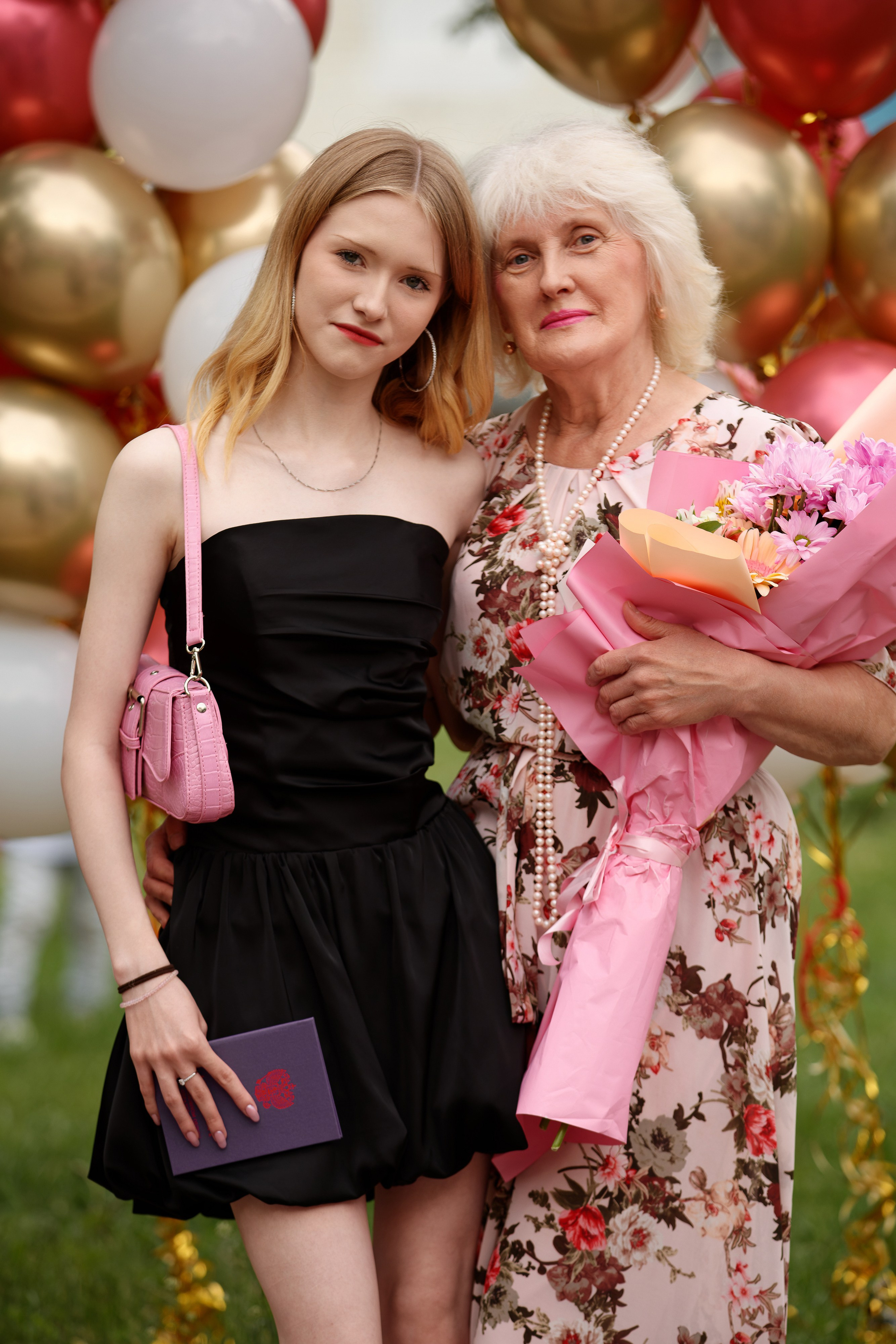 Вручение аттестатов Школа № 57. Семейный фотограф — Макс Белогрудов