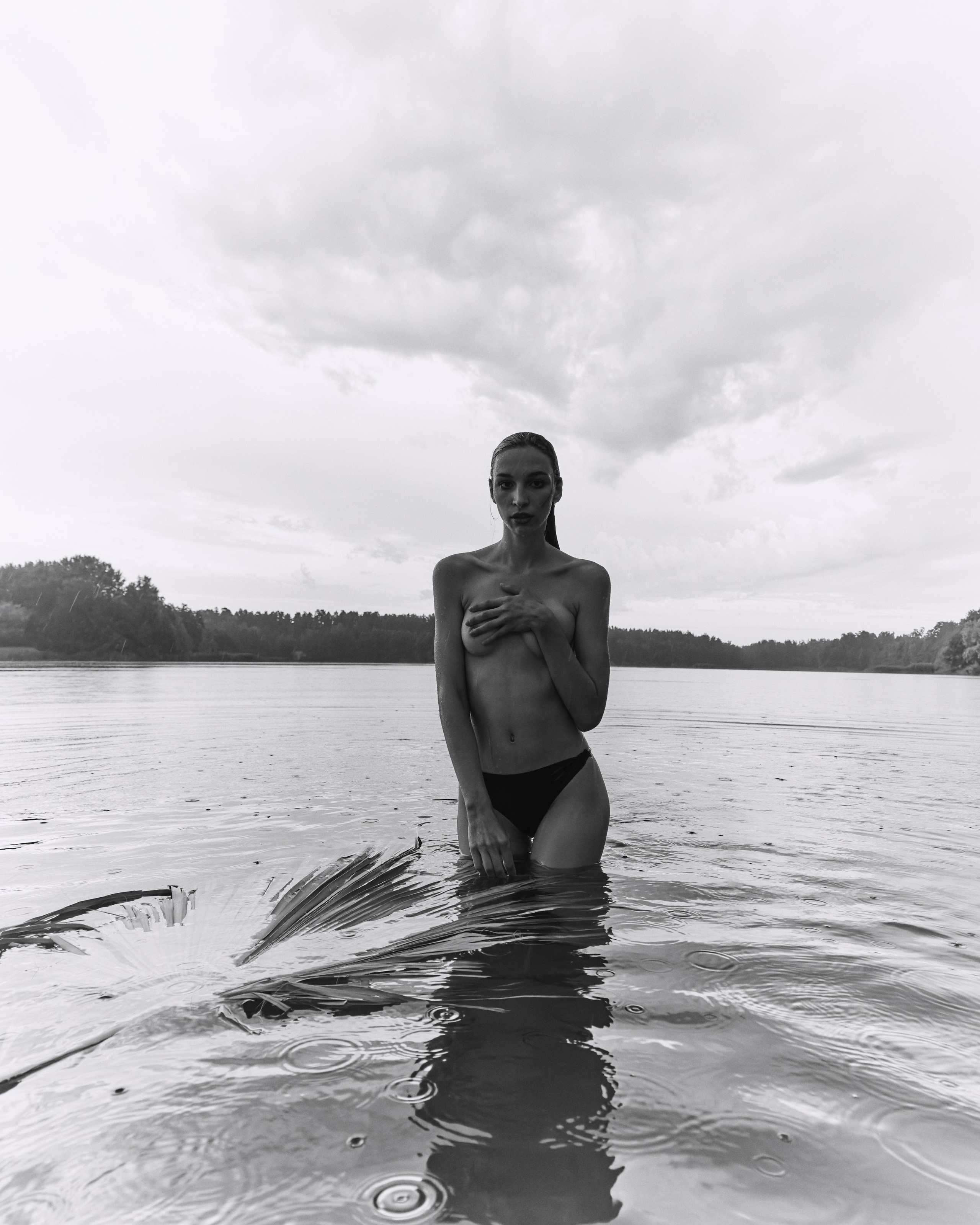 Anna. Z H U R A V L E V