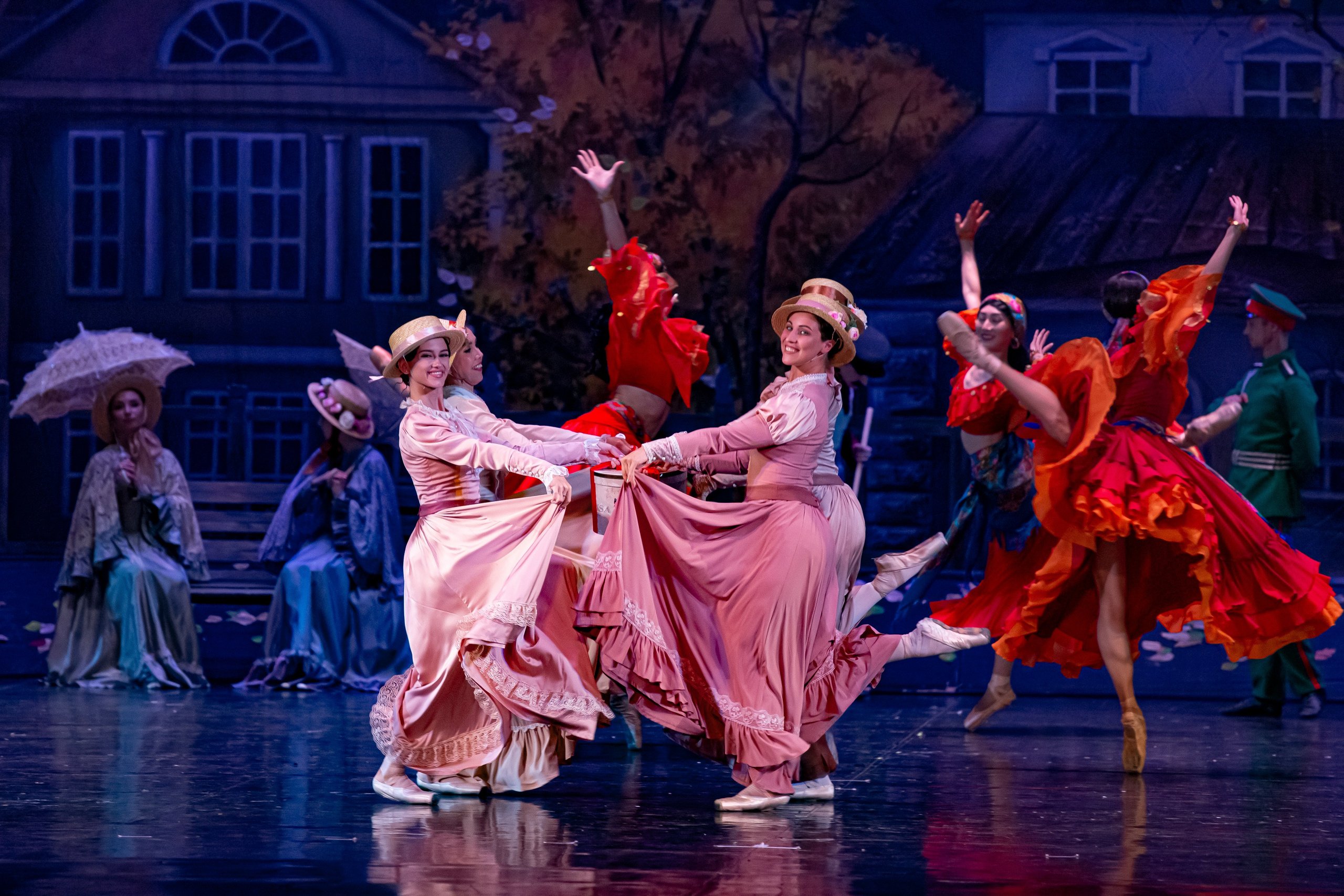 Анюта — спектакль — премьера на сцене Зимнего театра Марийского театра оперы и балета. Фотограф в Сочи Юрий Шептаев