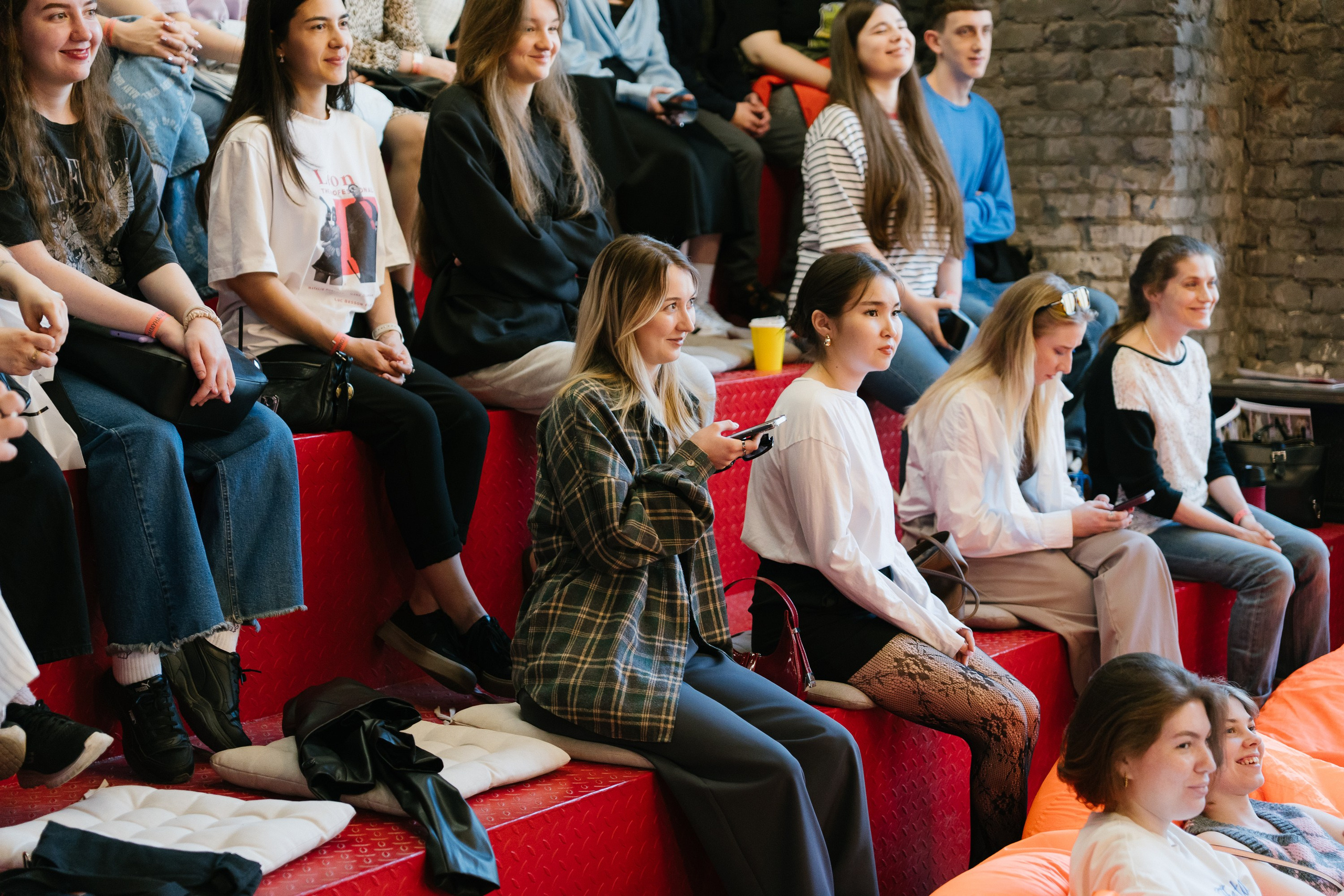 Диджитал коммуналка | ТОМАТ. ИТВИ