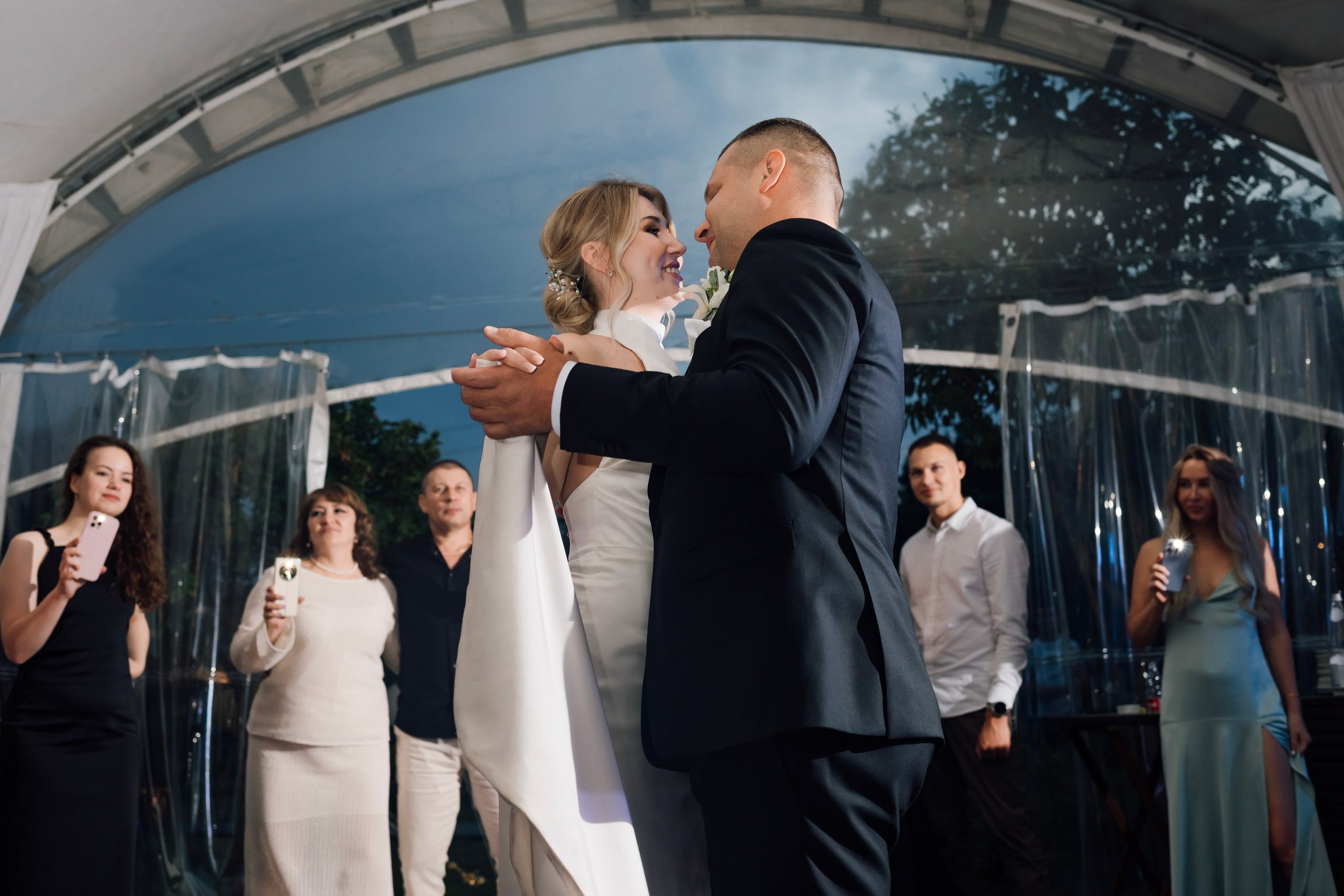 Ольга и Сергей. Свадьба в шатре. Свадебный и семейный фотограф в Москве Евгения Лисина