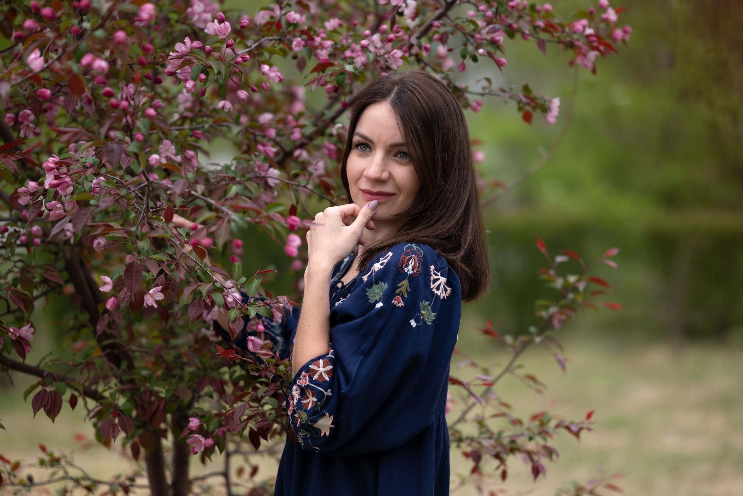 Фотосессия в цветении. Фотограф в Тюмени Голышева Елена