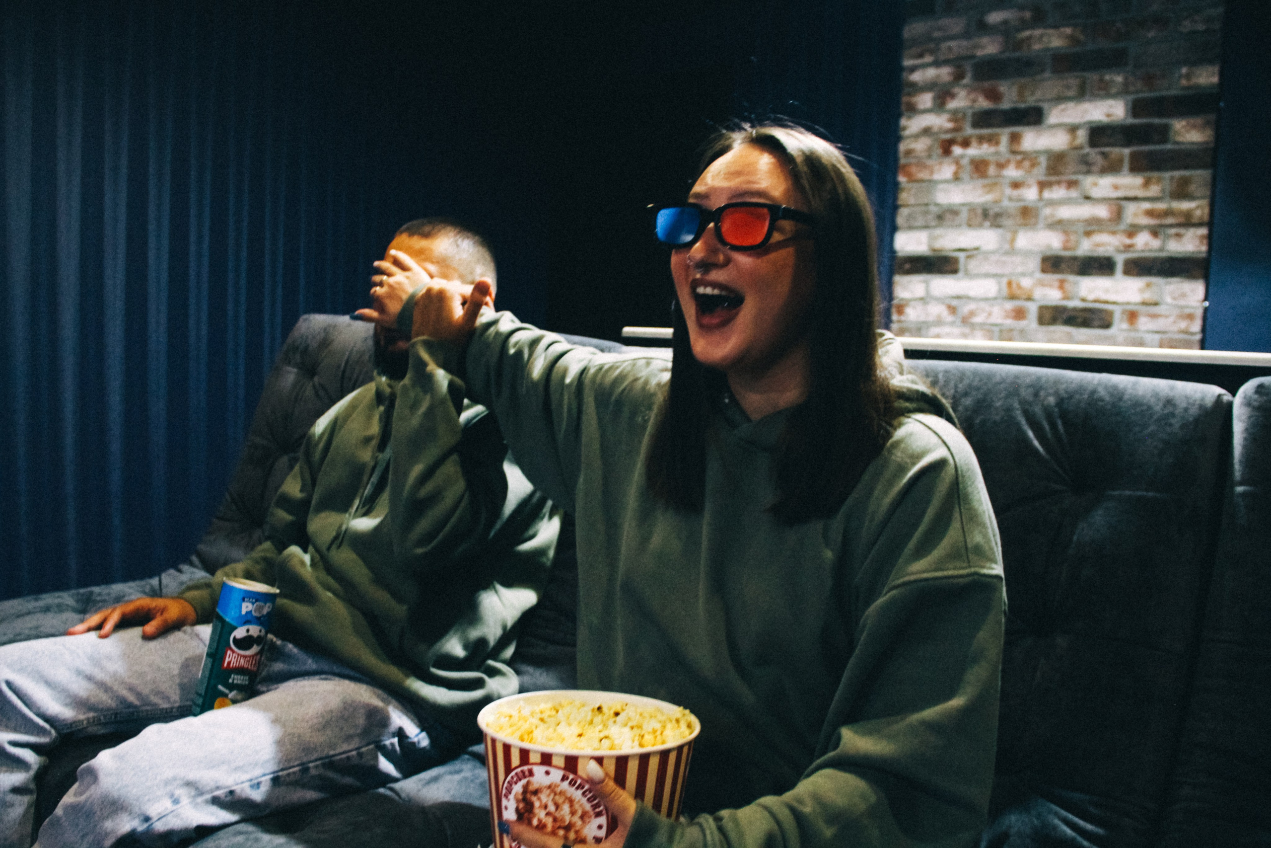 Кинотеатр. Семейный фотодуэт Ирина и Николай Власьевы. Фотосессии в Новосибирске