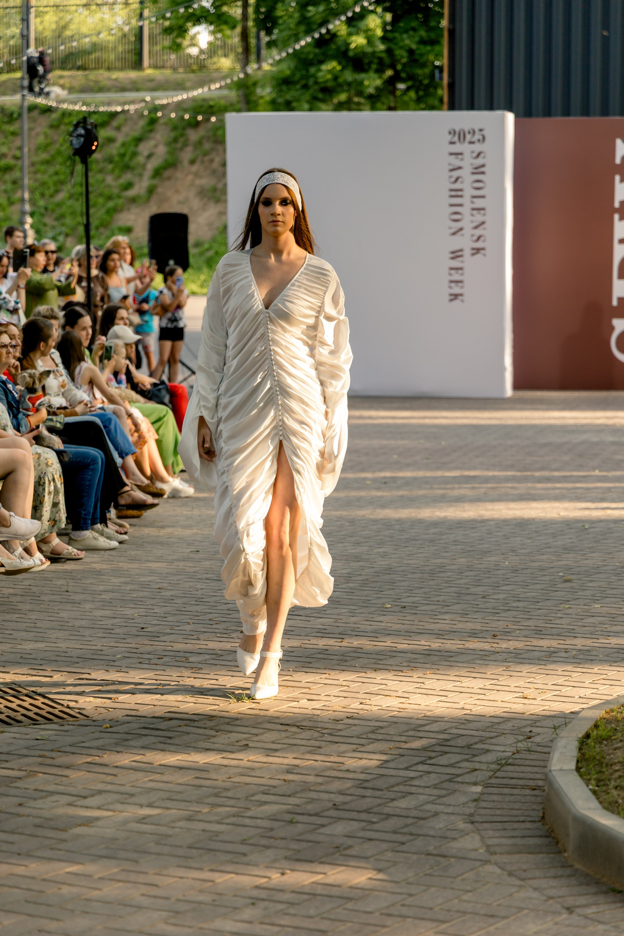 Smolensk Fashion Week 2025_показы_ДЕНЬ 1_ВЕЧЕРНИЙ ПОКАЗ_19:00. Главная