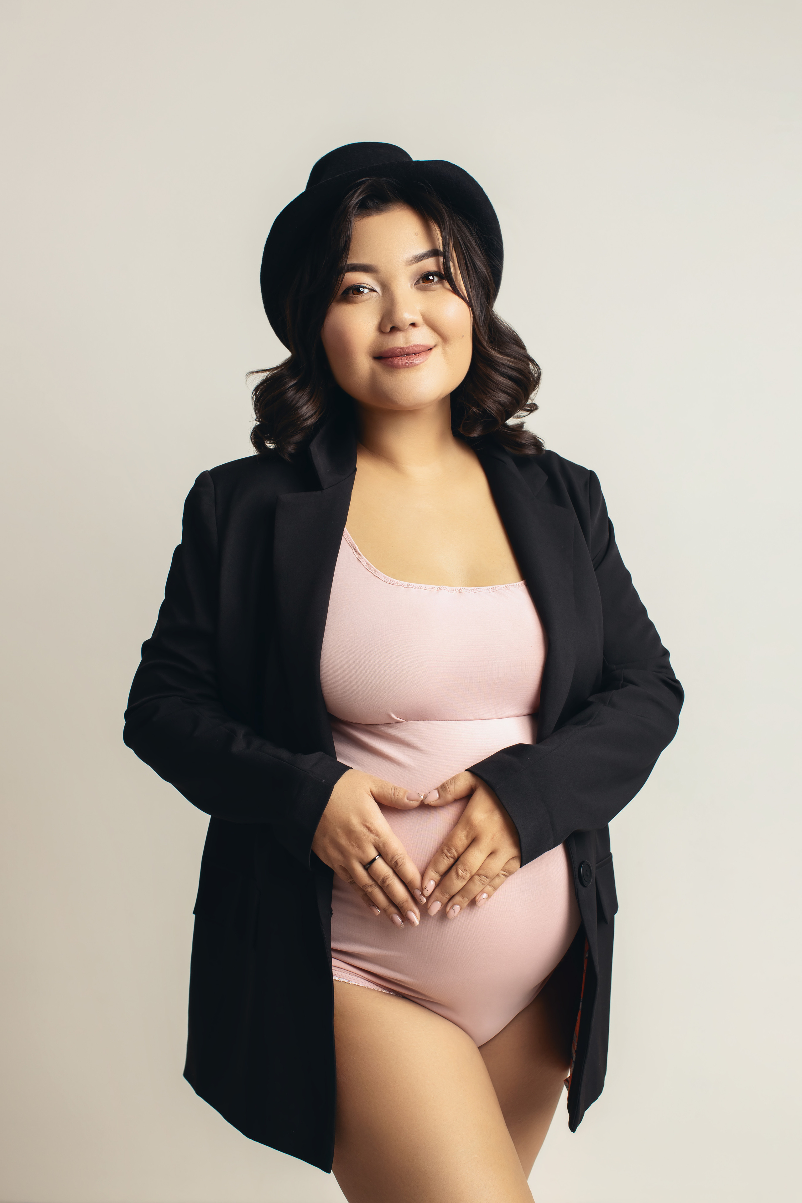 Беременность. Фотограф беременности, новорождённых и деток до года в Актау