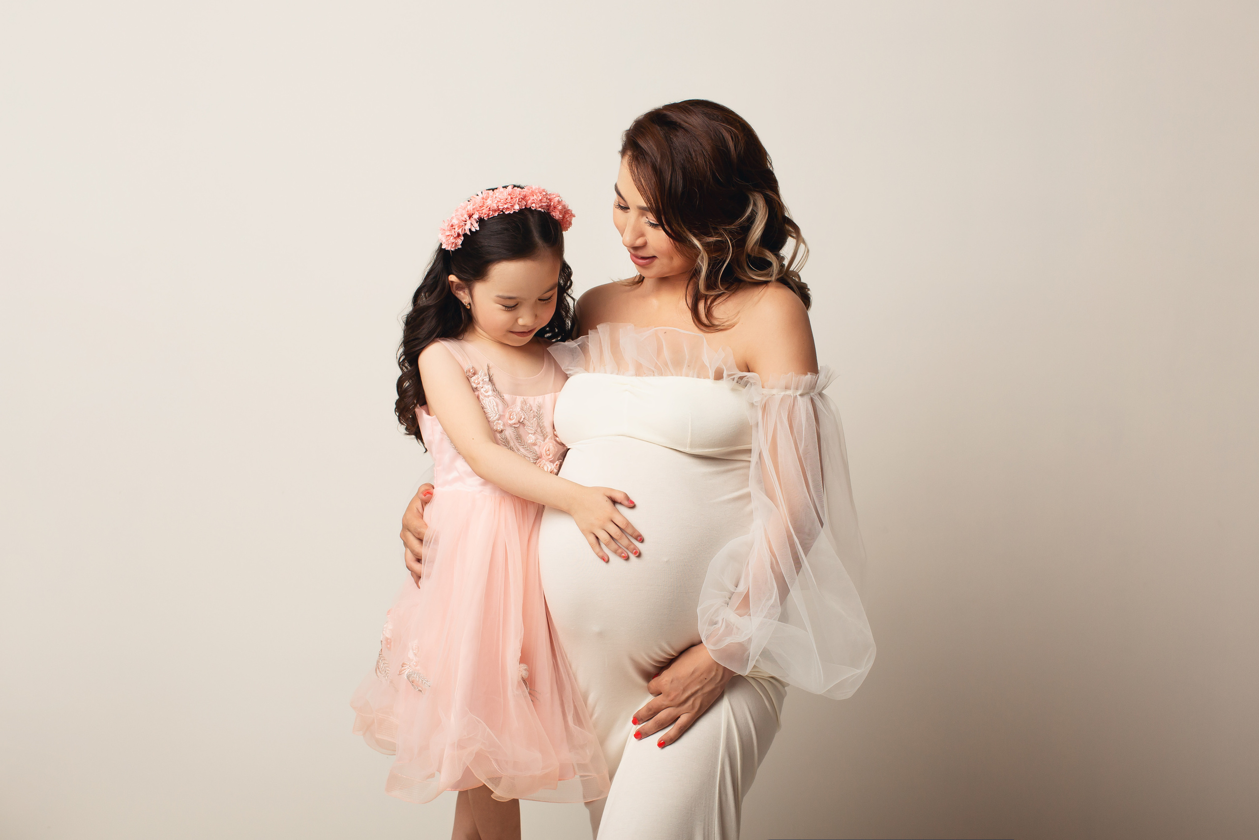 Беременность. Фотограф беременности, новорождённых и деток до года в Актау