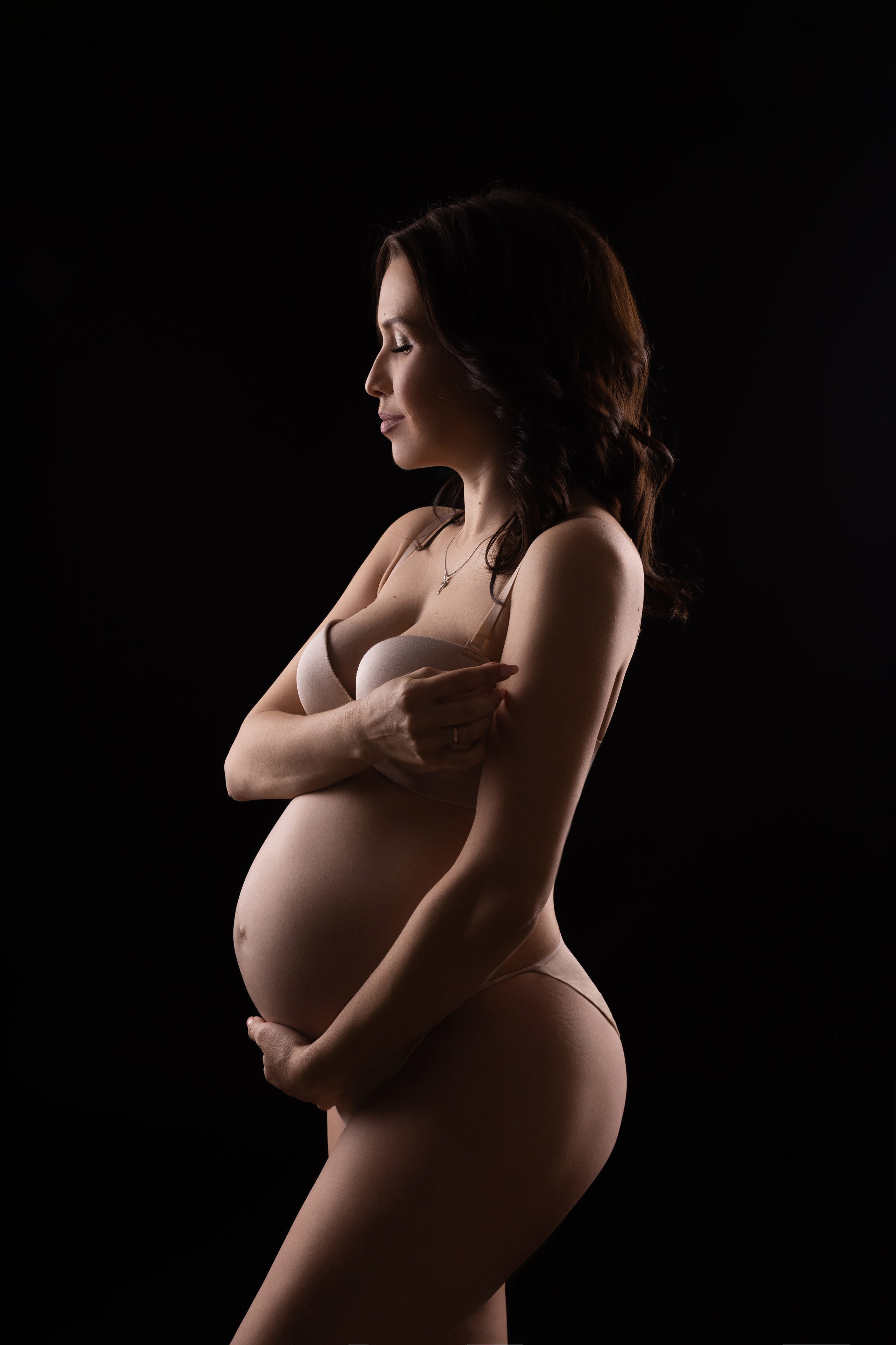 Беременность. Фотограф беременности, новорождённых и деток до года в Актау