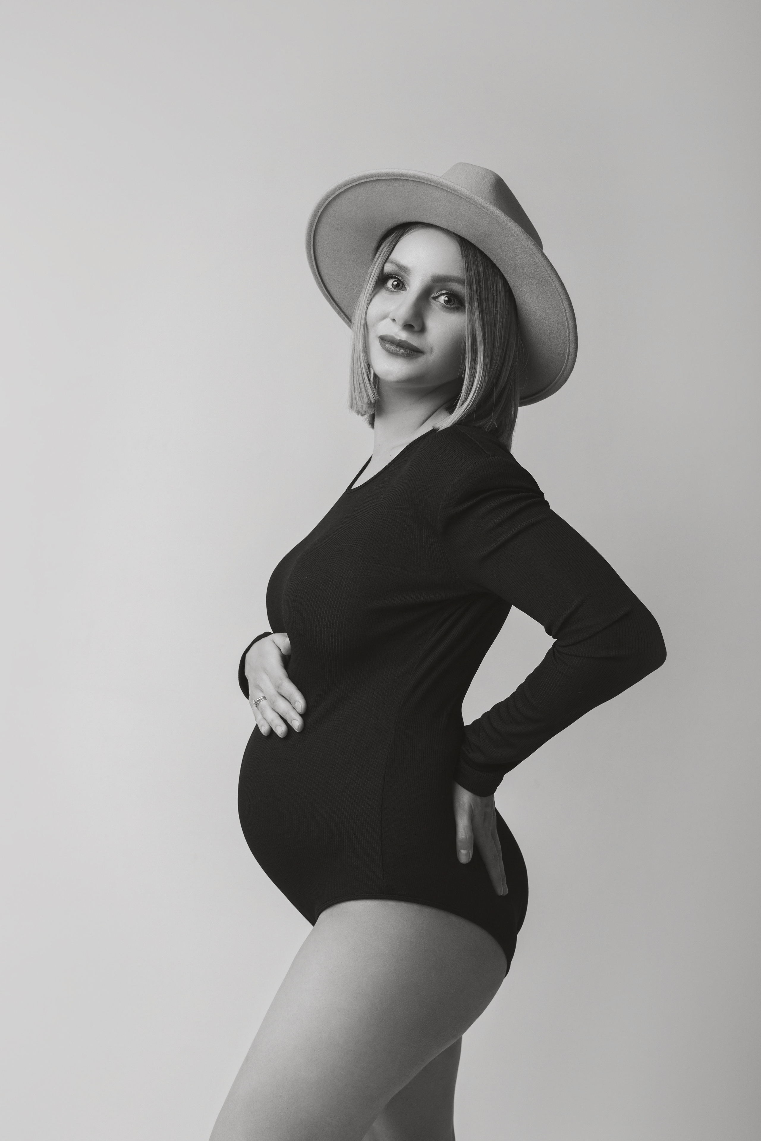 Беременность. Фотограф беременности, новорождённых и деток до года в Актау