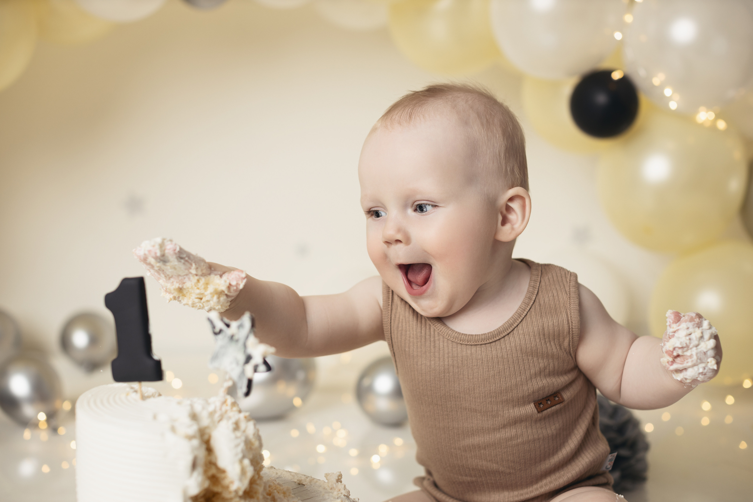 Мирон. Фотограф беременности, новорождённых и деток до года в Актау