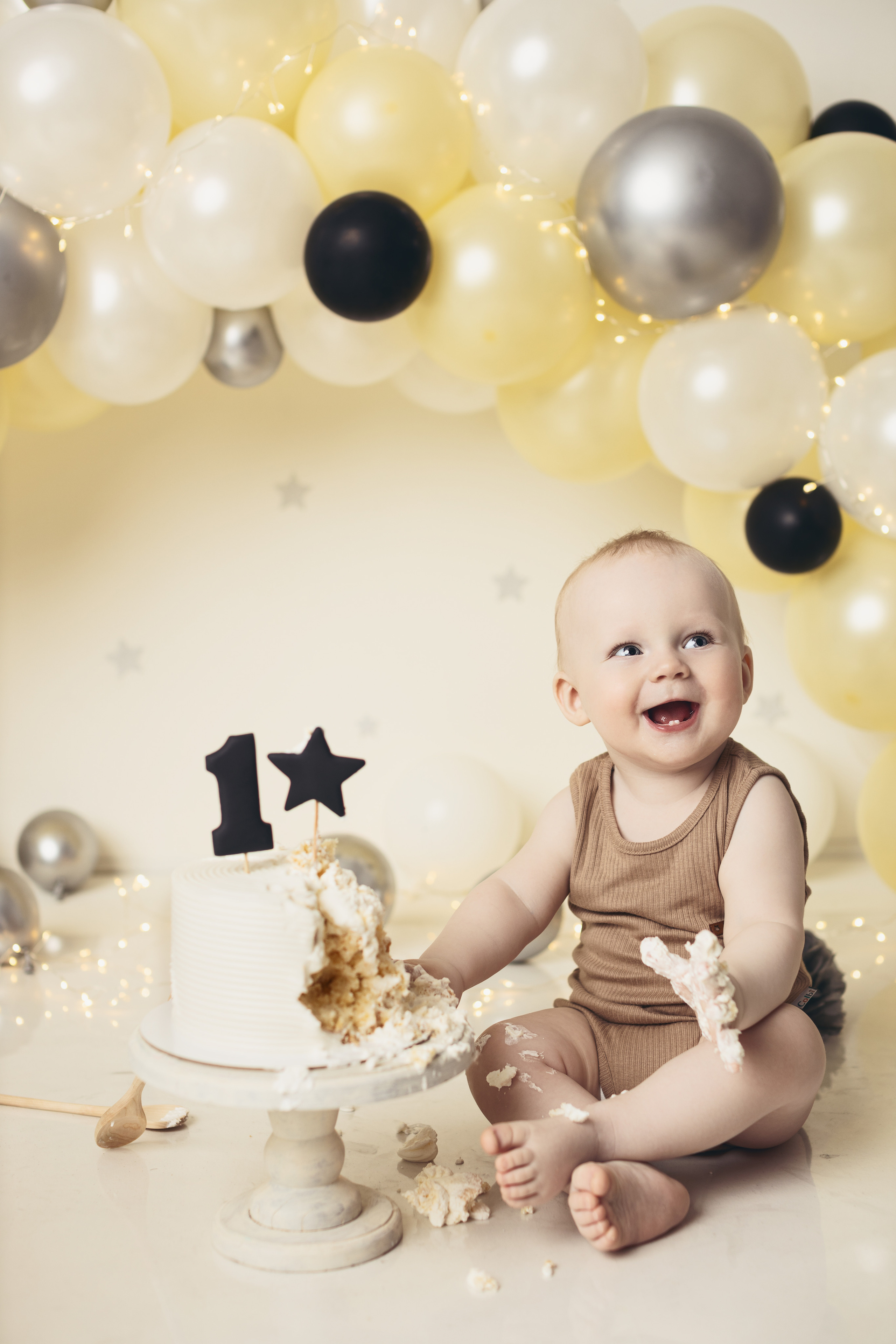 Мирон. Фотограф беременности, новорождённых и деток до года в Актау