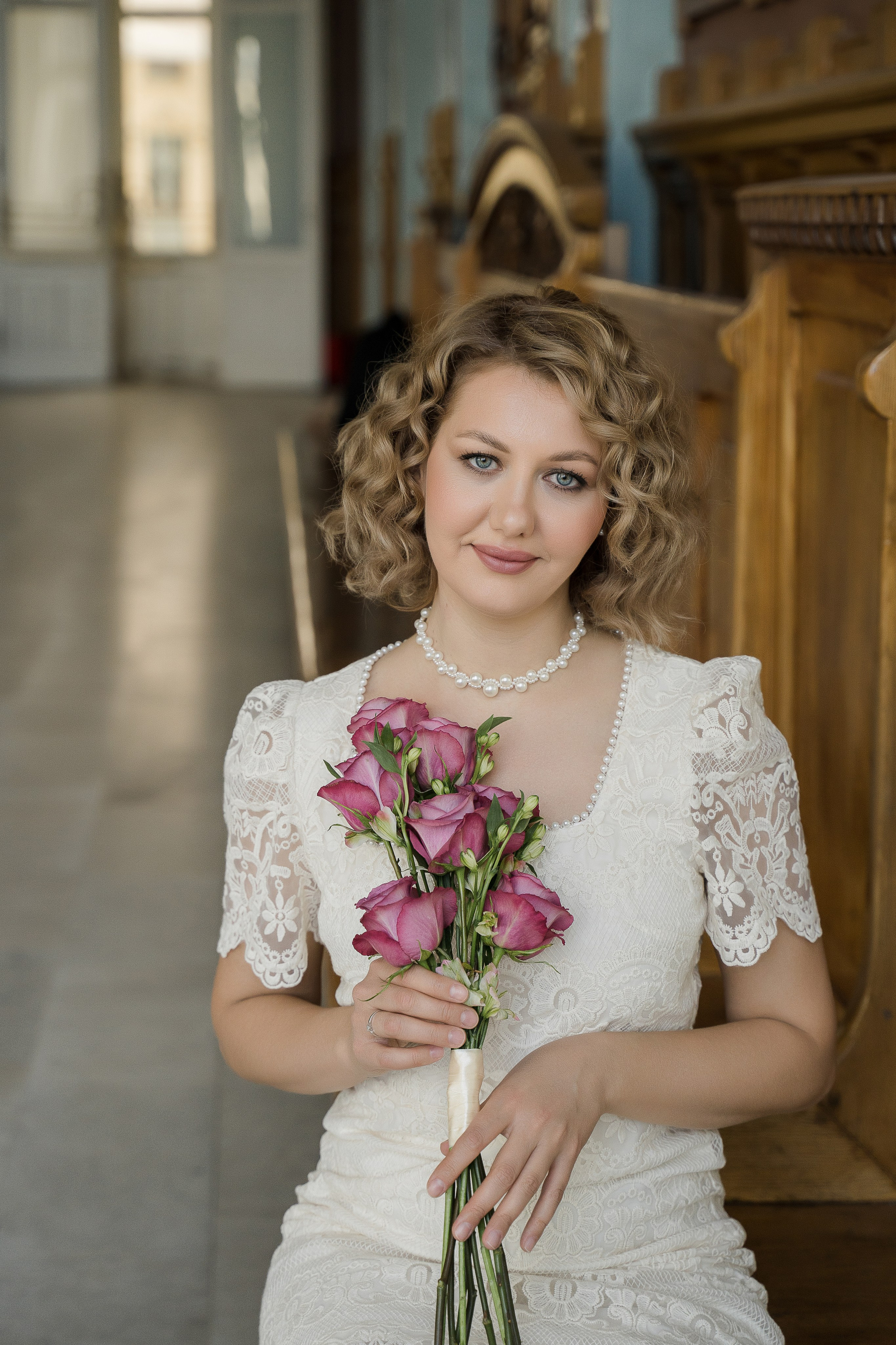 Свадебная фотосессия на Витебском вокзале. Свадебный и семейный фотограф в Пушкине и Санкт-Петербурге Мария Филиппова