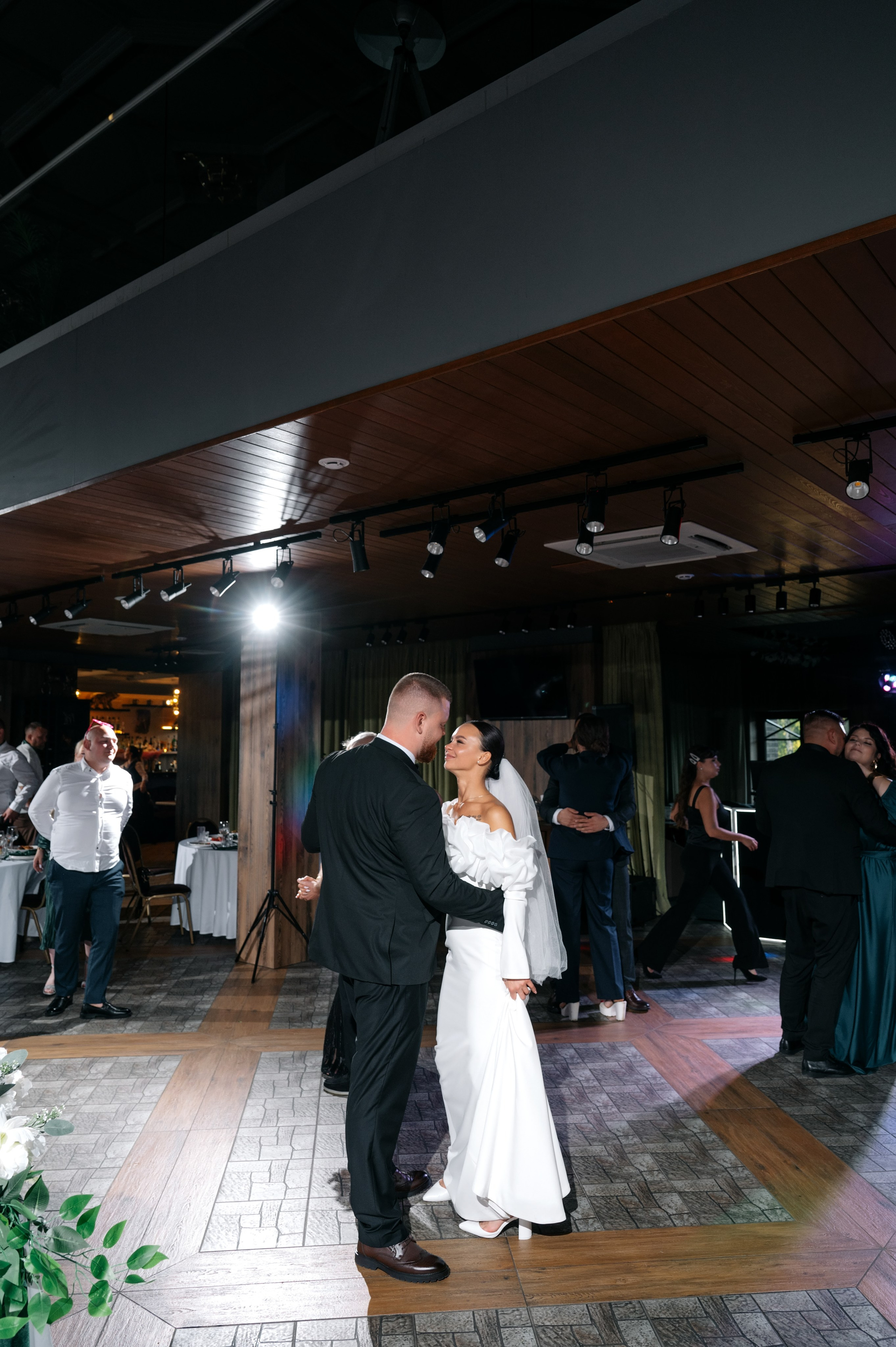 Свадьба в КСК Звёздный. Свадебный и семейный фотограф Виктория Носачёва. Щелково, Москва и МО