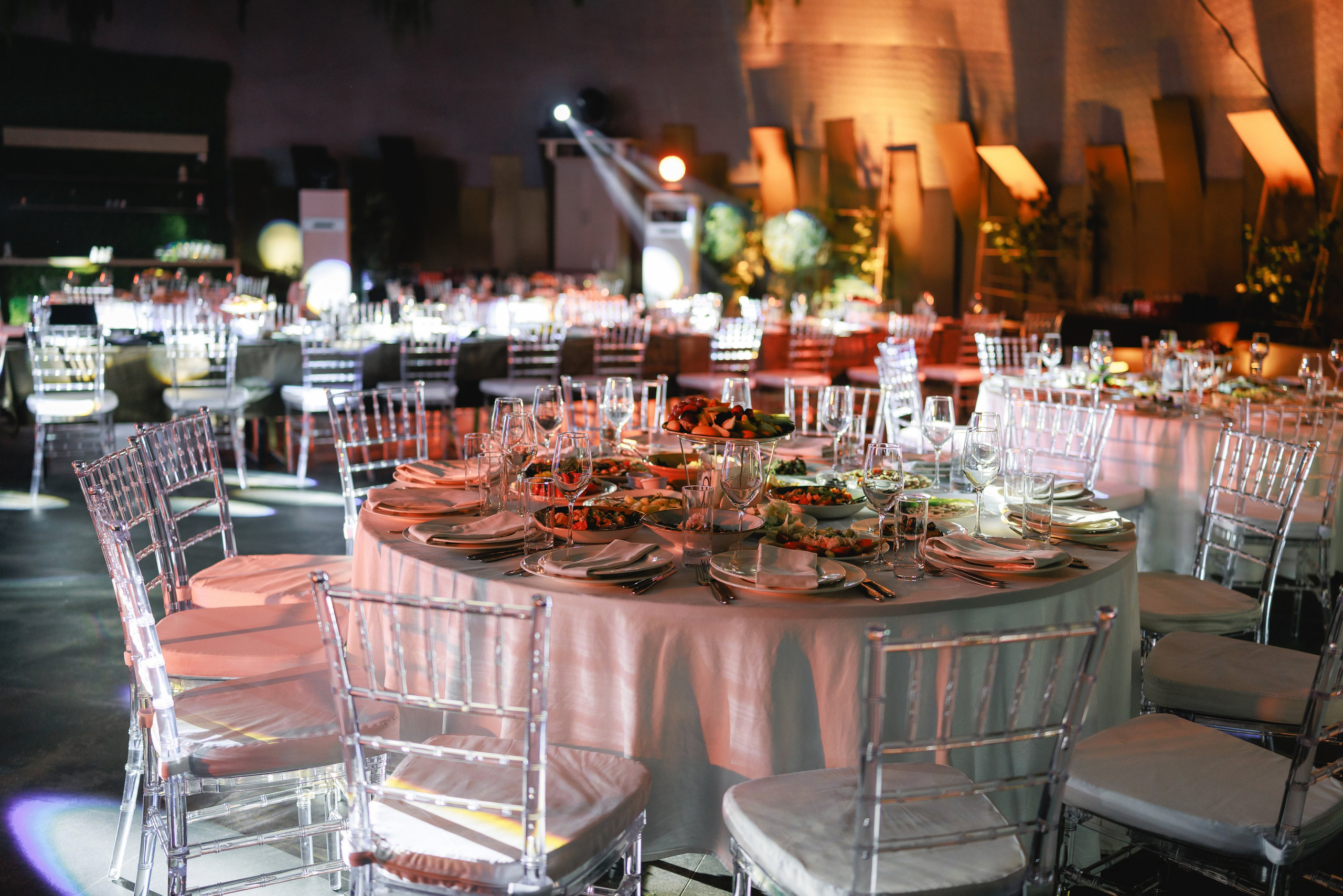 Выпускной в Графском парке. Фотограф Олег Сотник