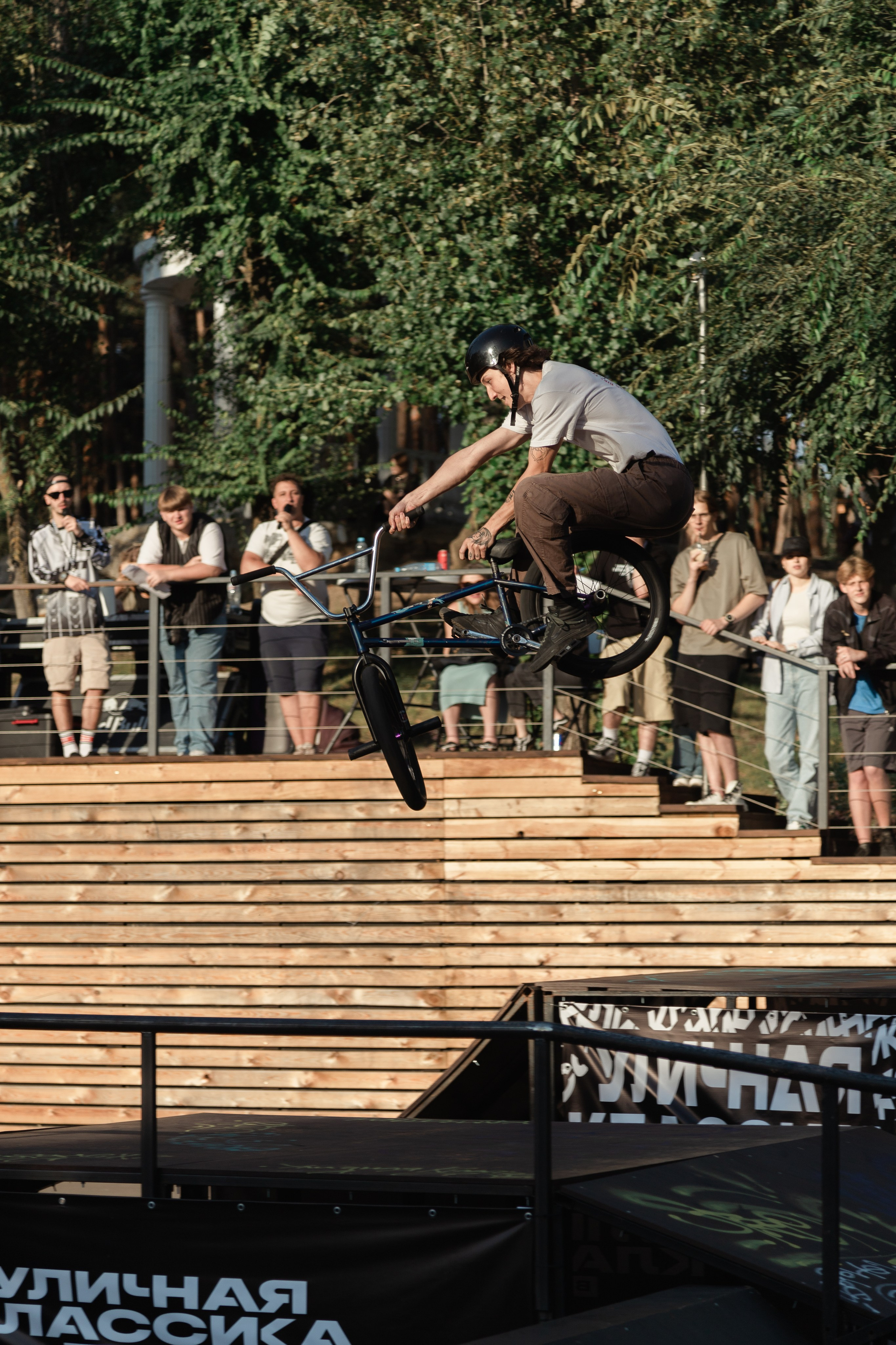 Уличная классика 2023. Портретный и репортажный фотограф в Воронеже: Анастасия Пузикова