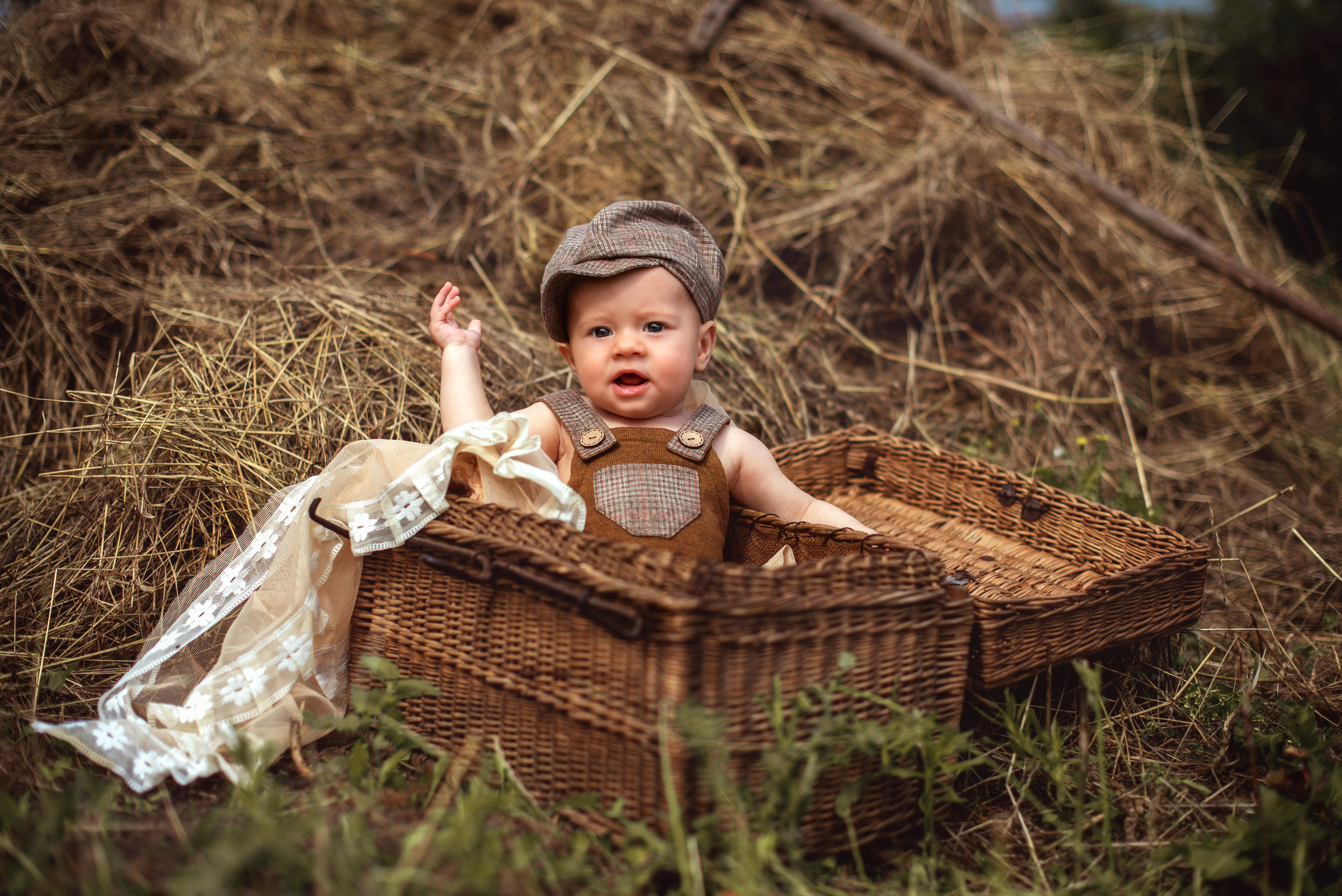Лёня в поле. Фотограф Альбина Вакунова