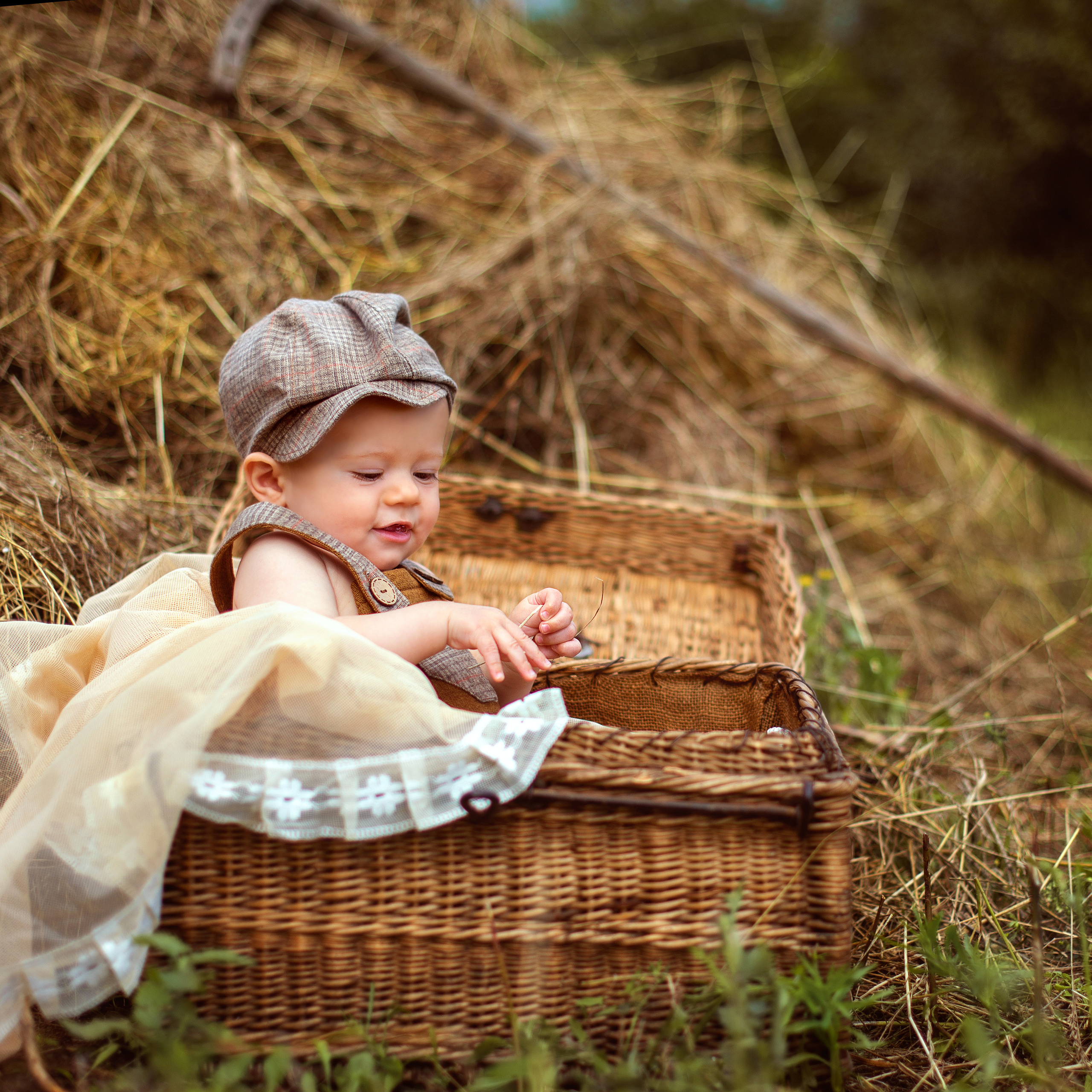 Лёня в поле. Фотограф Альбина Вакунова