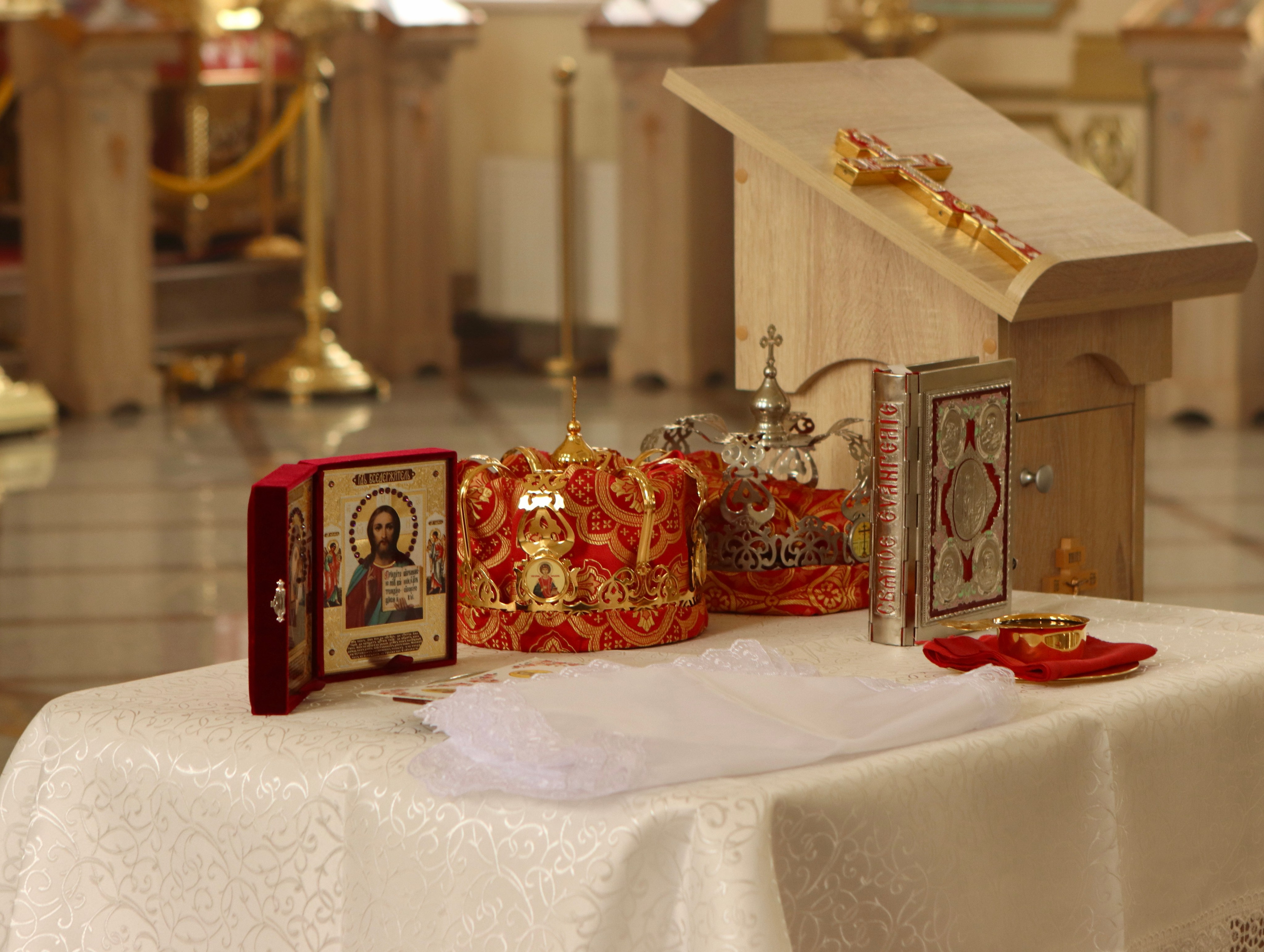 Екатерина и Александр — таинство венчание. Фотограф в Курске Смирнов Евгений