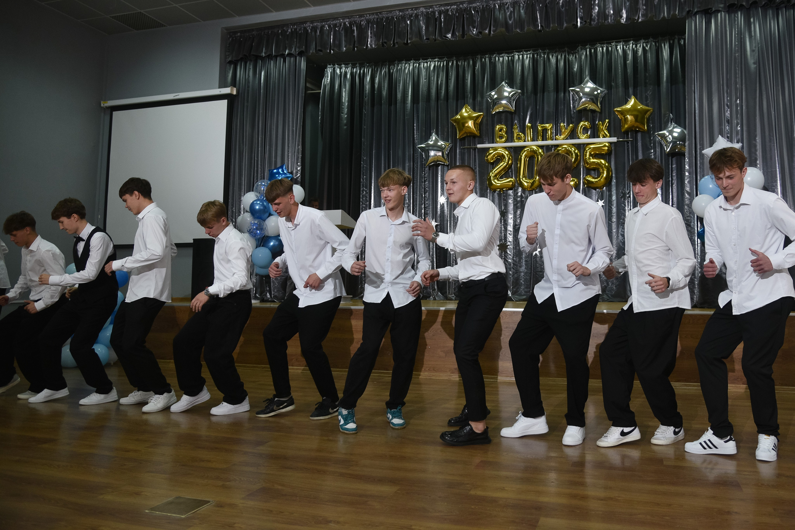 Последний звонок 🔔. Фотограф Олег Юршевич Солигорск Минск