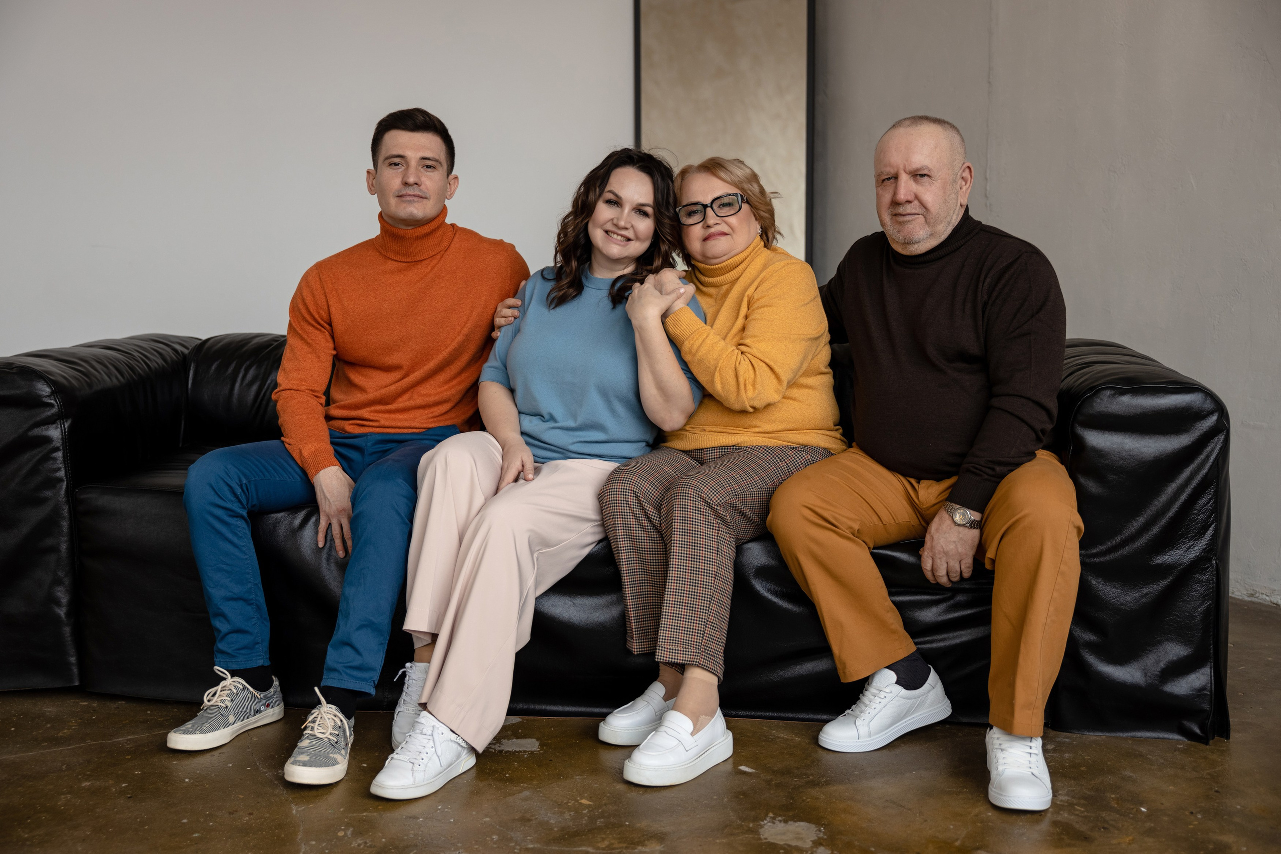 Ксюша с семьёй. Татьяна Мирзоян