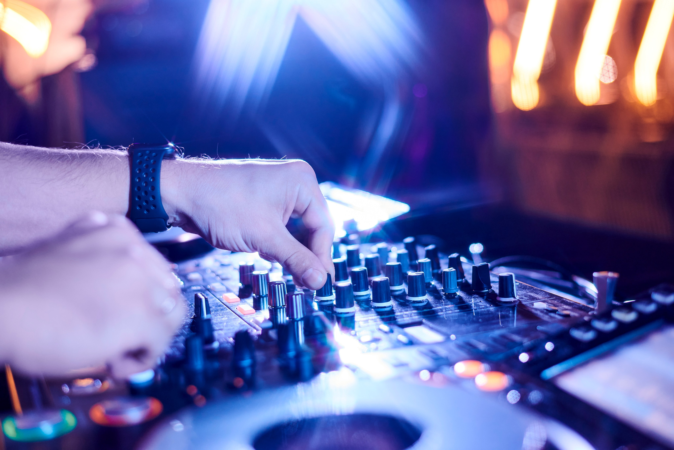 LeBurg — Summer Fairy Tale (хедлайнер Влад Соколовский). Фотограф Постольник Дарья