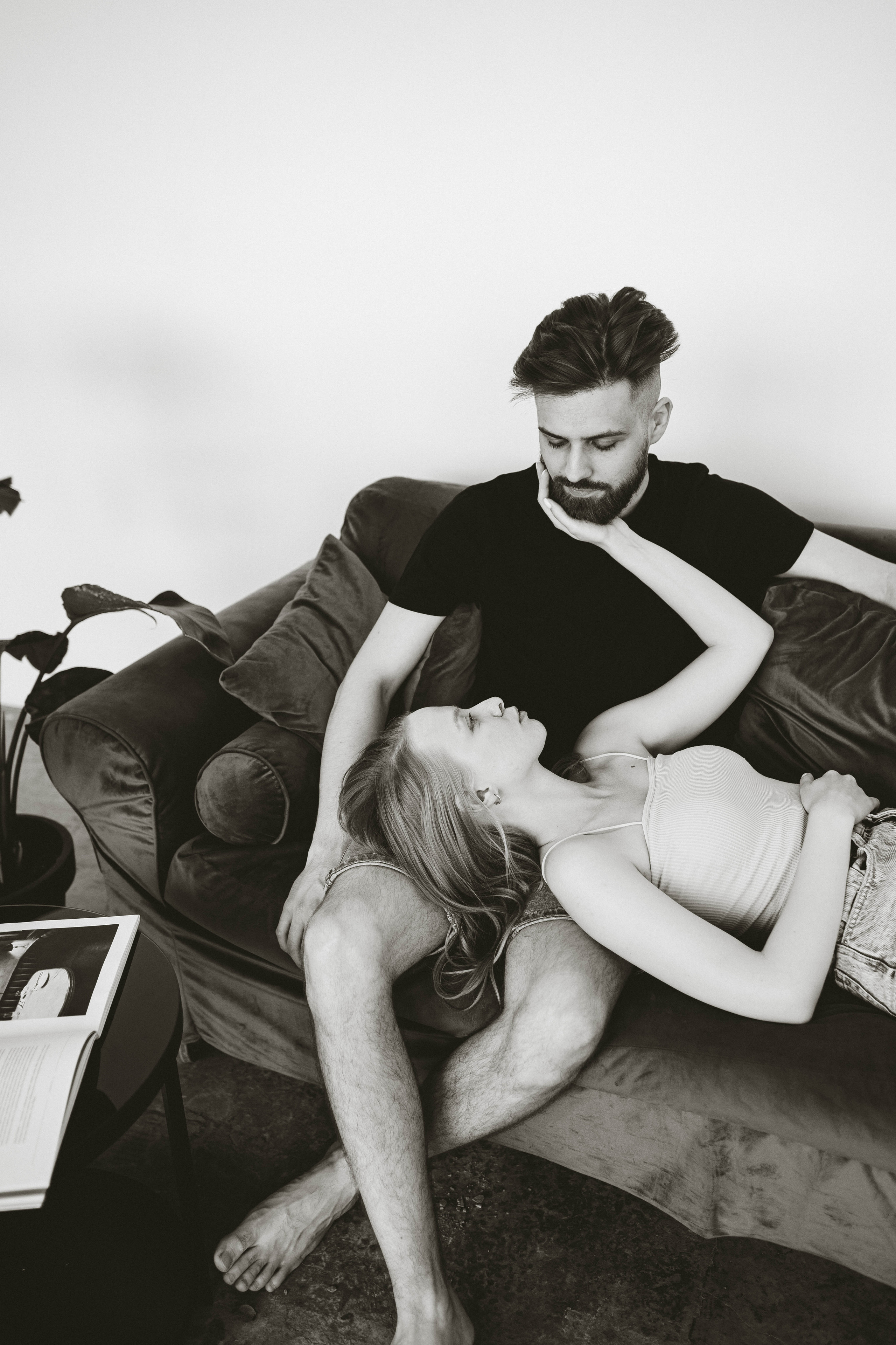 Анжела и Рома. Главная