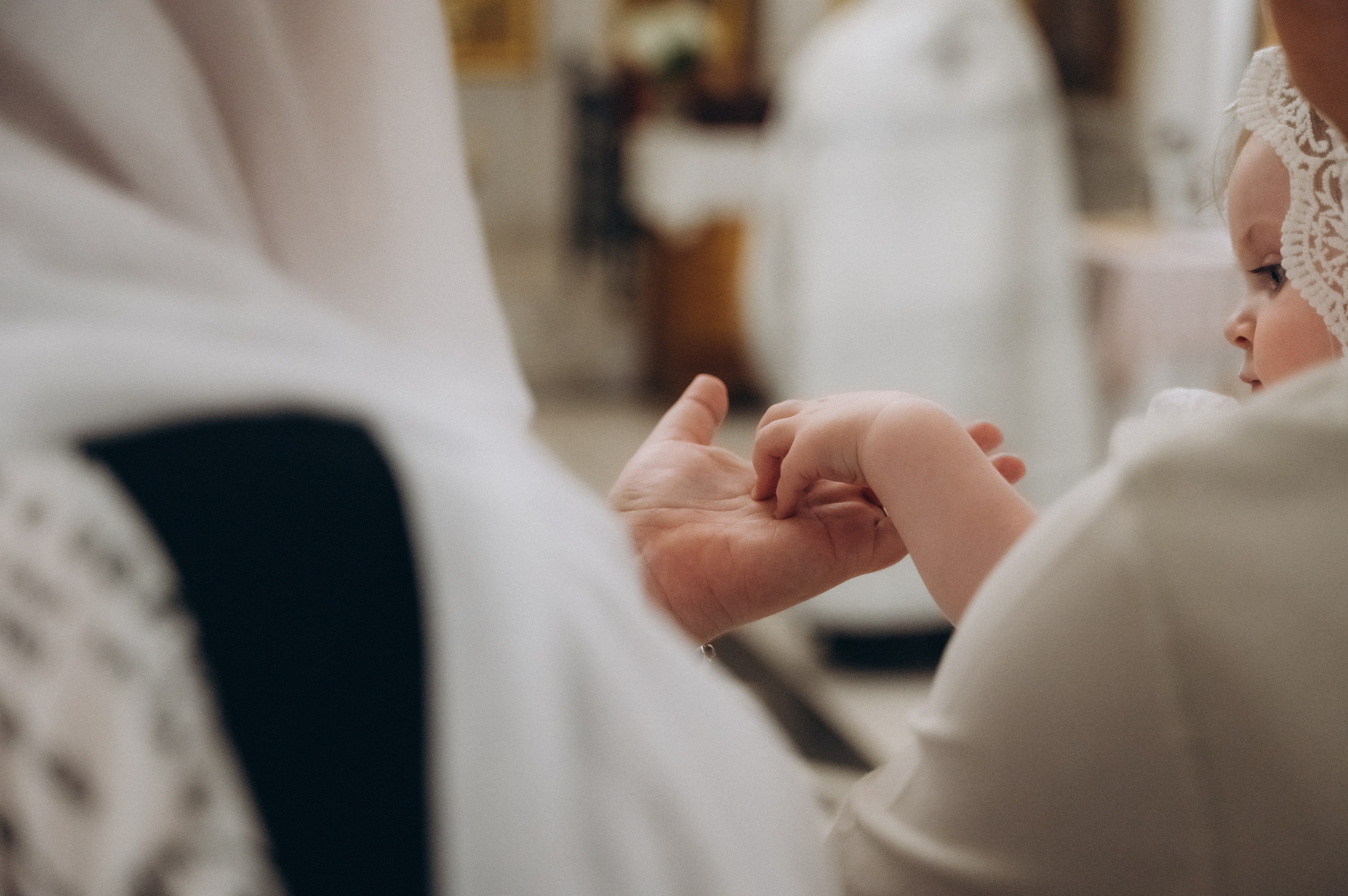 Крещение Владиславы (Криптовый храм в честь собора Новомучеников и Исповедников земли Белорусской). Семейный фотограф в Минске Дарья Дреко