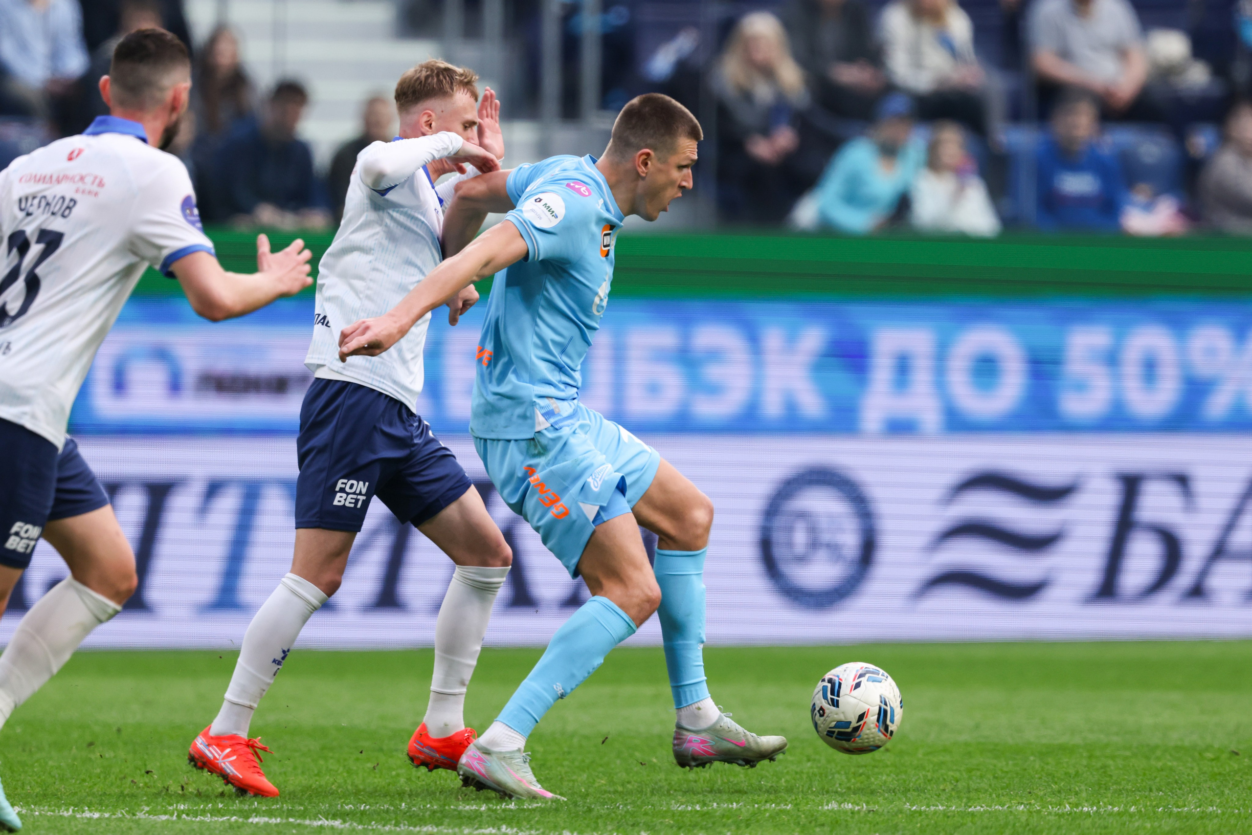 ФК «Зенит» — ФК «Крылья советов». Спортивный и репортажный фотограф Антон Тереханов